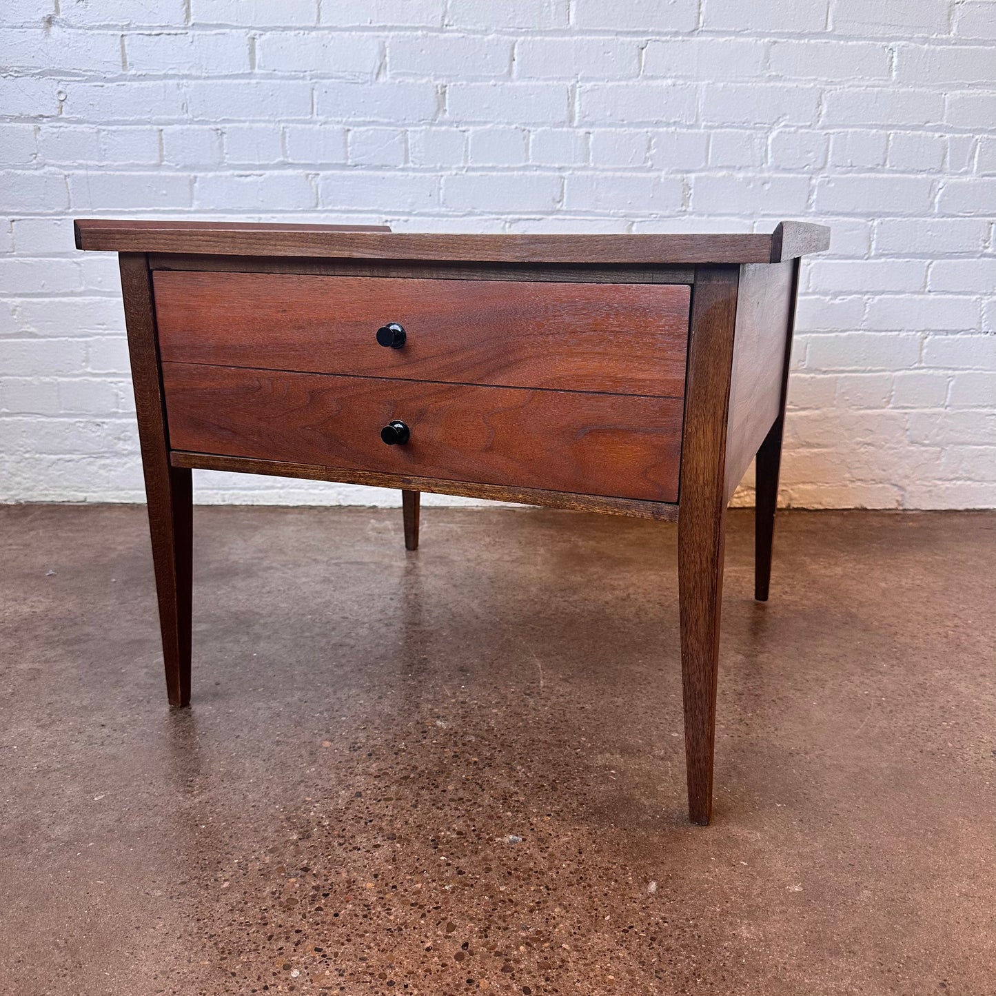 MARTINSVILLE LARGE ACCENT TABLE WITH DRAWER FEATURE
