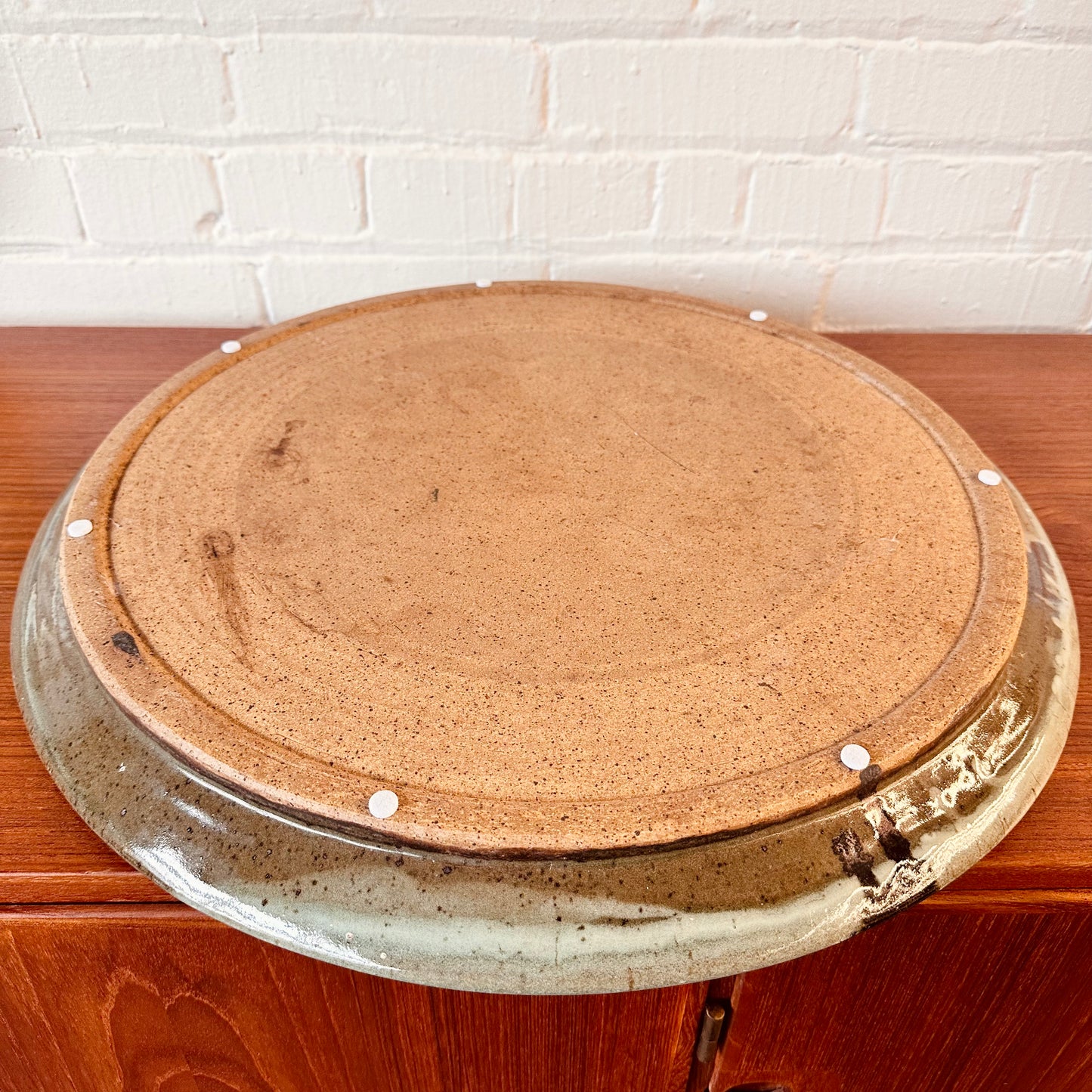VINTAGE MID-CENTURY CERAMIC STUDIO POTTERY ROUND TRAY