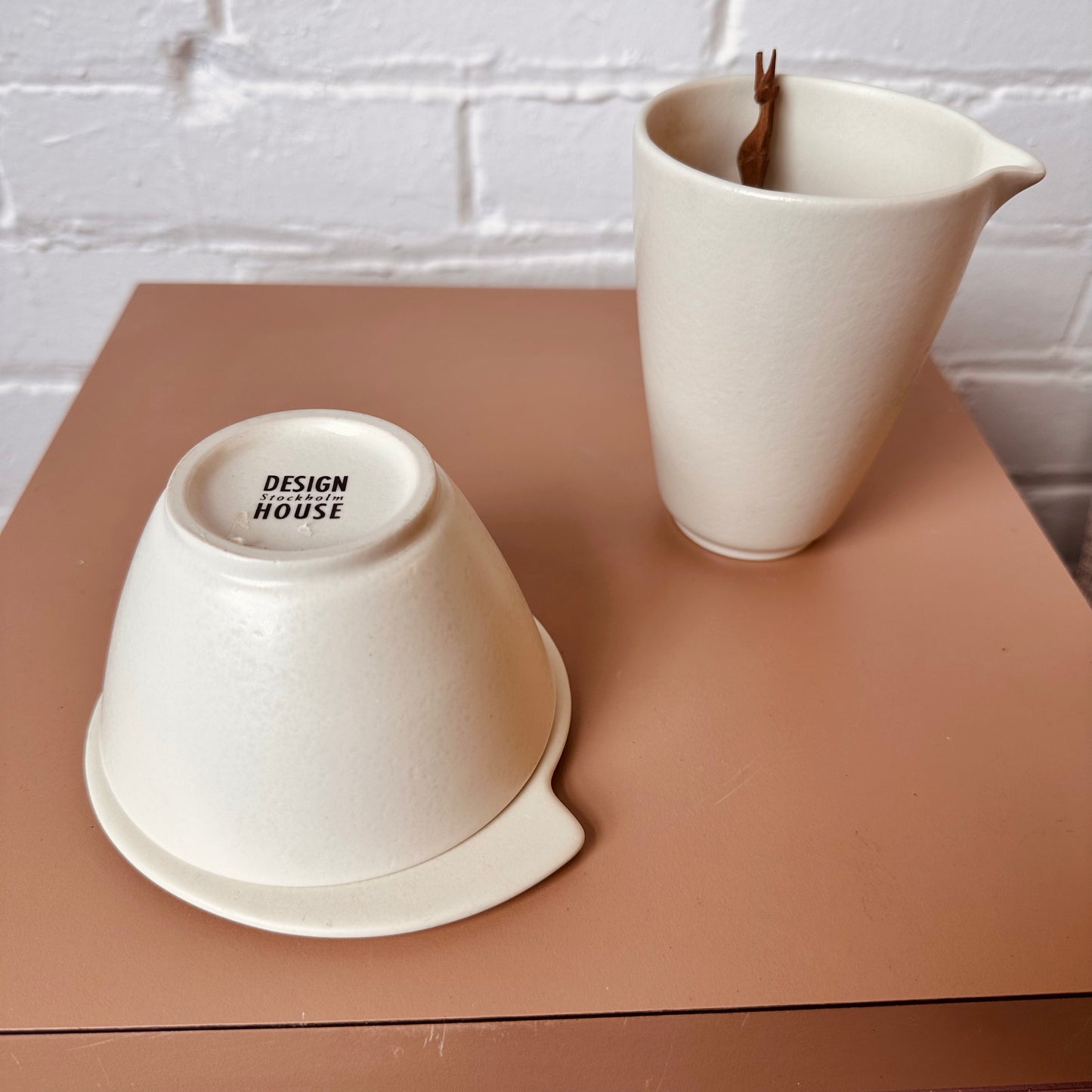 MARIE-LOUISE HELL GREEN DESIGN HOUSE STOCKHOLM CERAMIC CREAMER AND SUGAR SET