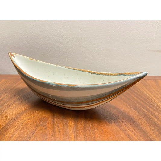 FONG CHOW'S 1950S "GULFSTREAM" PLATE & CANOE BOWL FOR GLIDDEN POTTERY