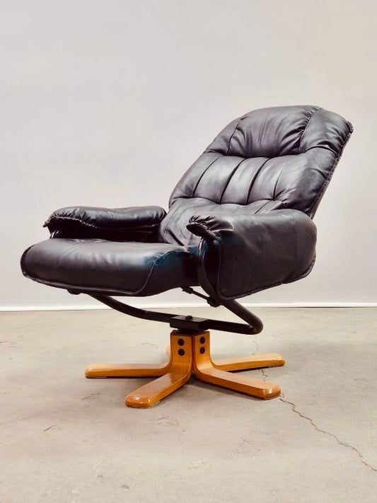 VINTAGE EURO BLACK LEATHER SWIVEL RECLINER CHAIR