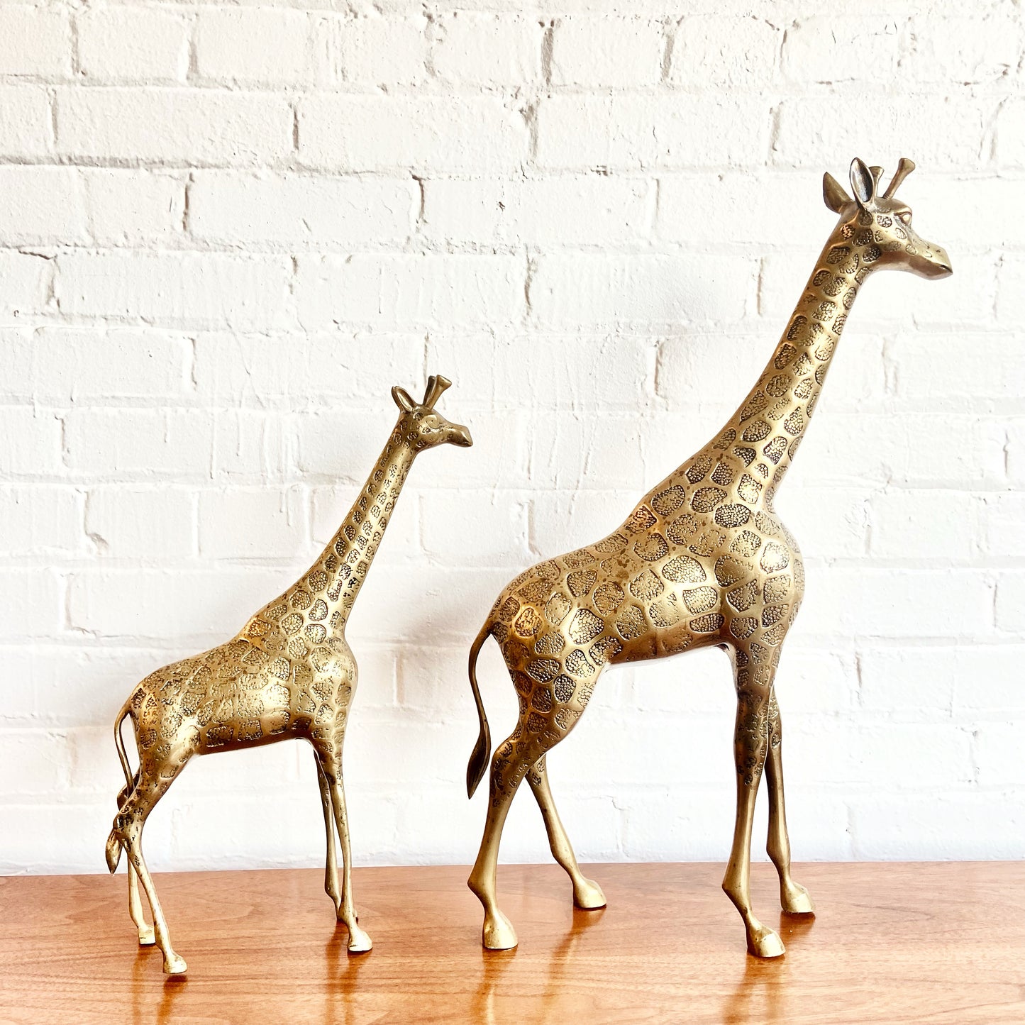 MCM BRASS GIRAFFE DECOR - PAIR