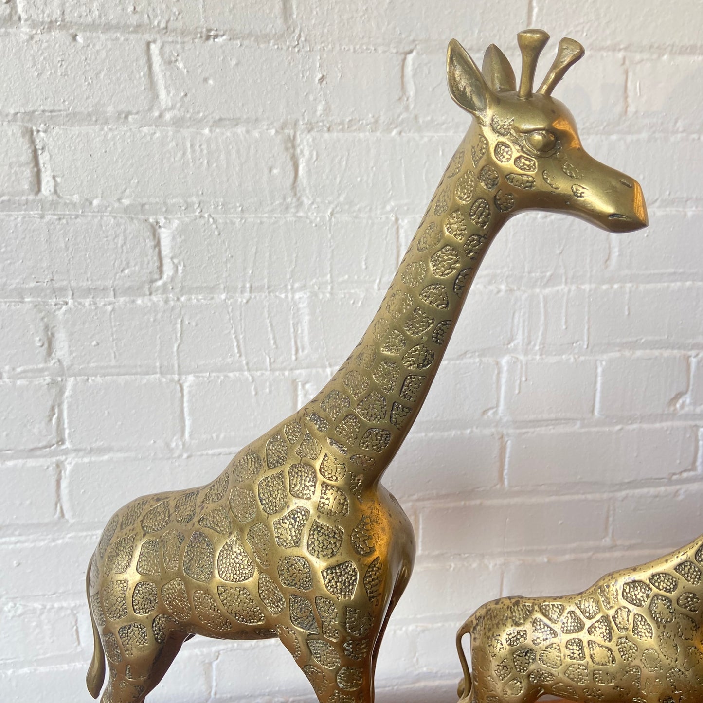 MCM BRASS GIRAFFE DECOR - PAIR
