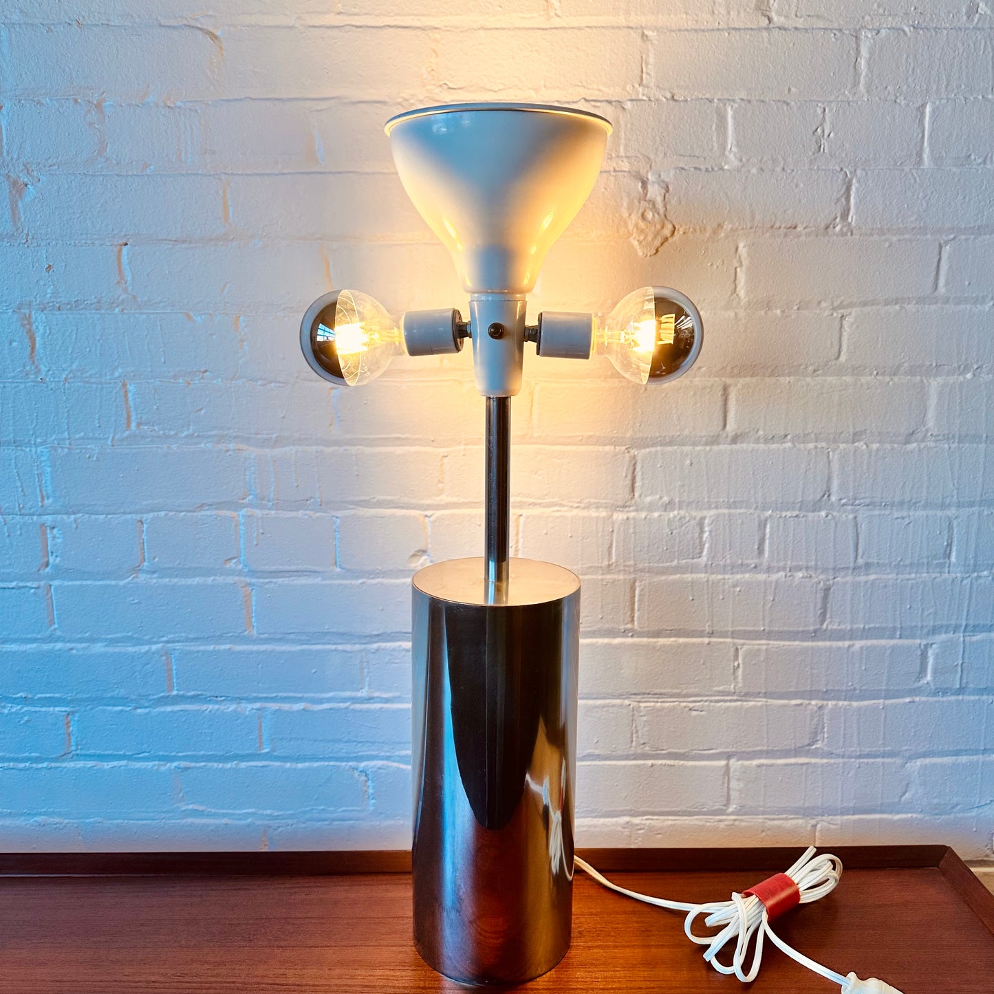 THREE LIGHT CYLINDRICAL TABLE LAMP BY GOFFREDO REGGIANI