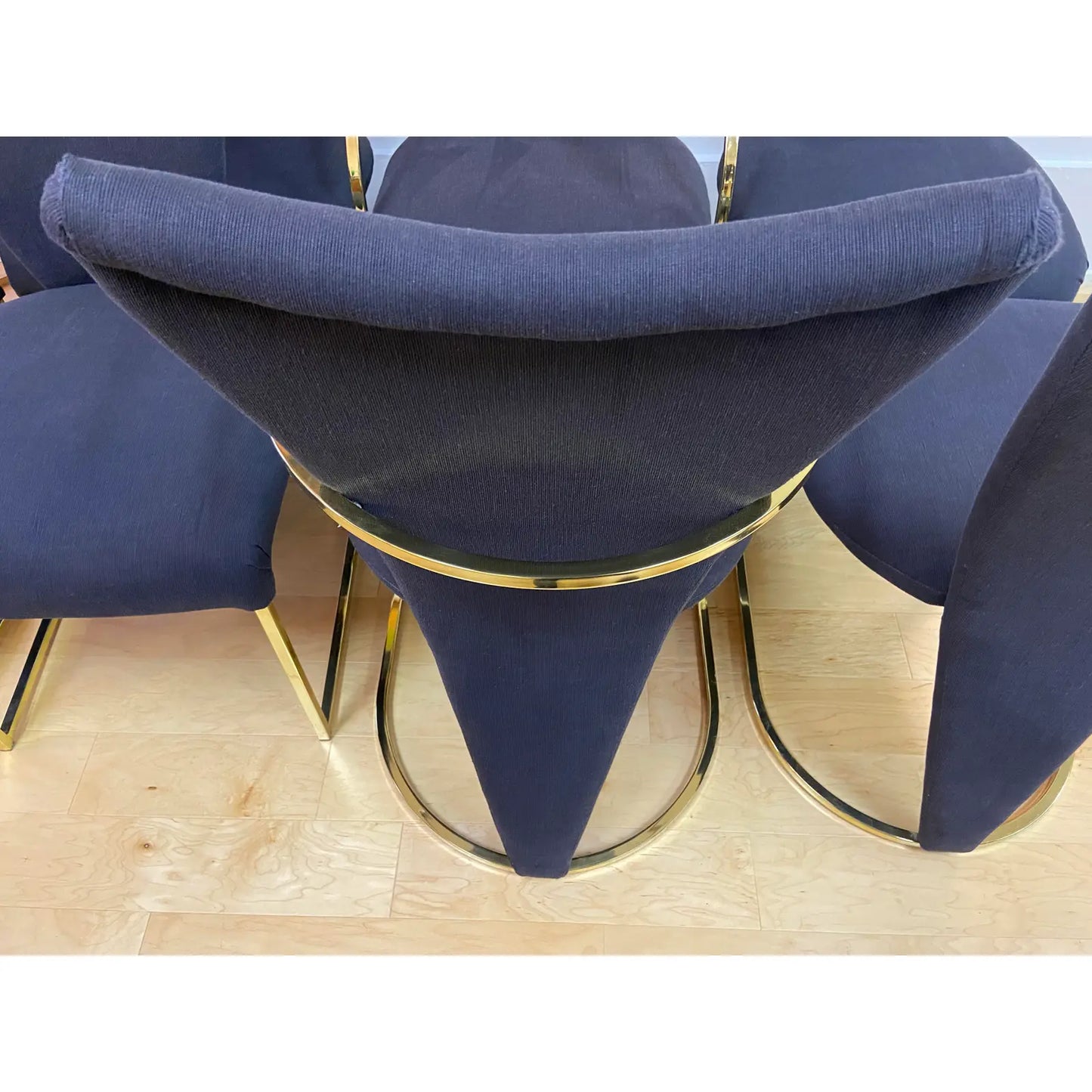 SET OF 8 DINING CHAIRS BY DESIGN INSTITUTE OF AMERICA