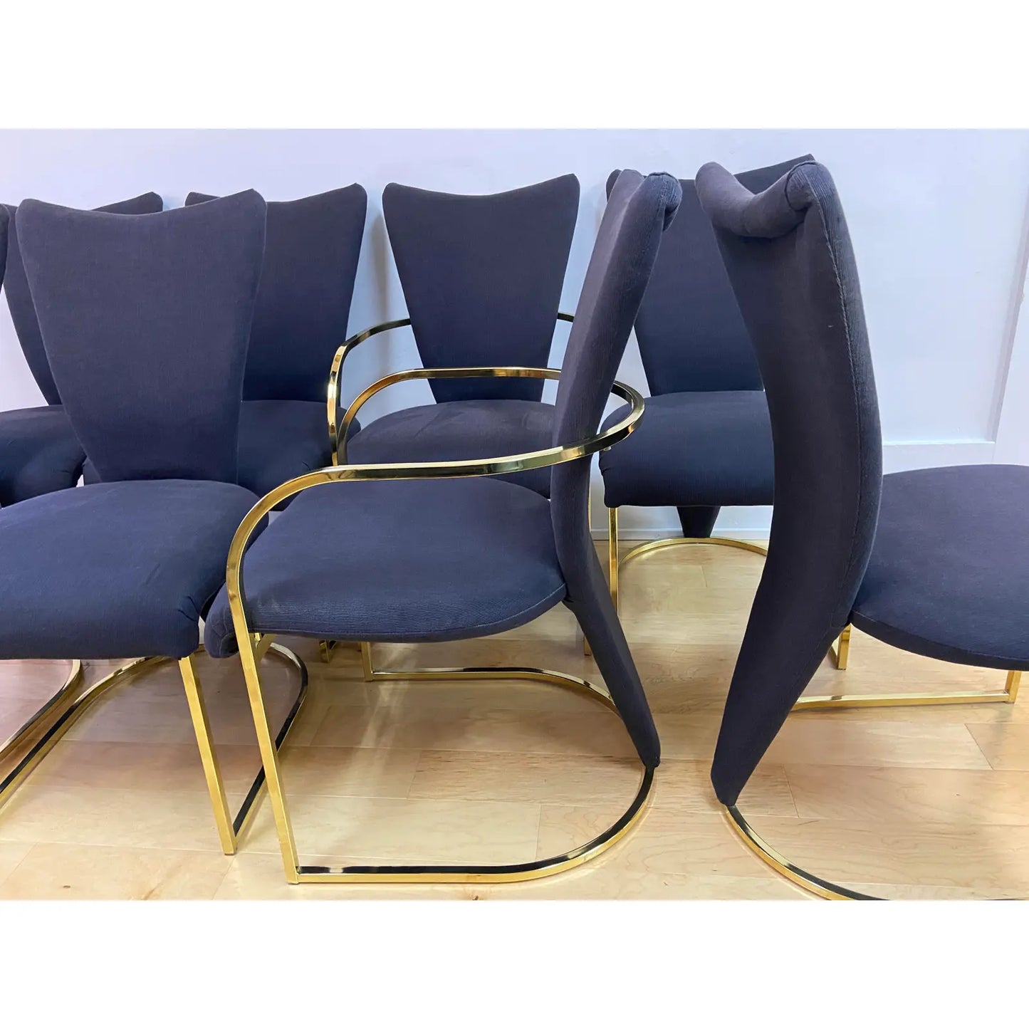 SET OF 8 DINING CHAIRS BY DESIGN INSTITUTE OF AMERICA