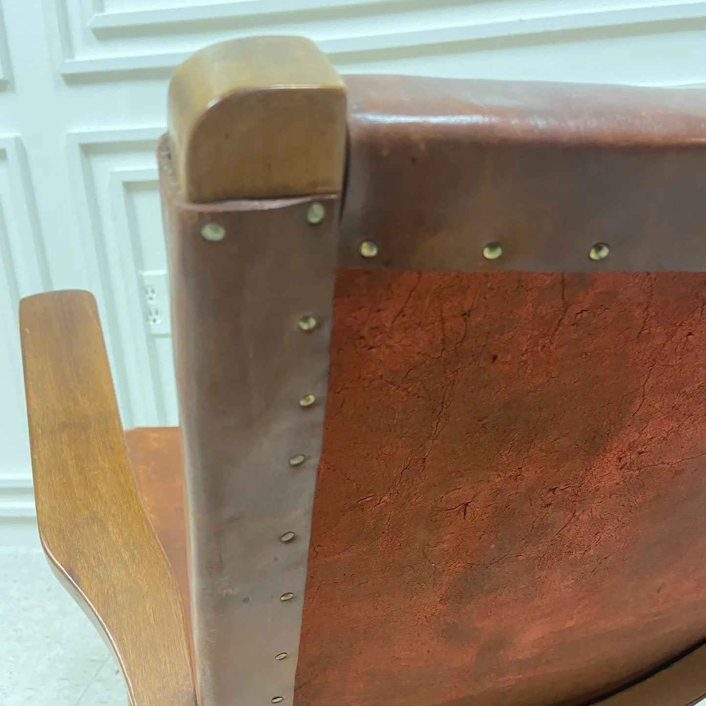 ECUADORIAN VINTAGE ANGEL PAZMINO LEATHER ARM CHAIR