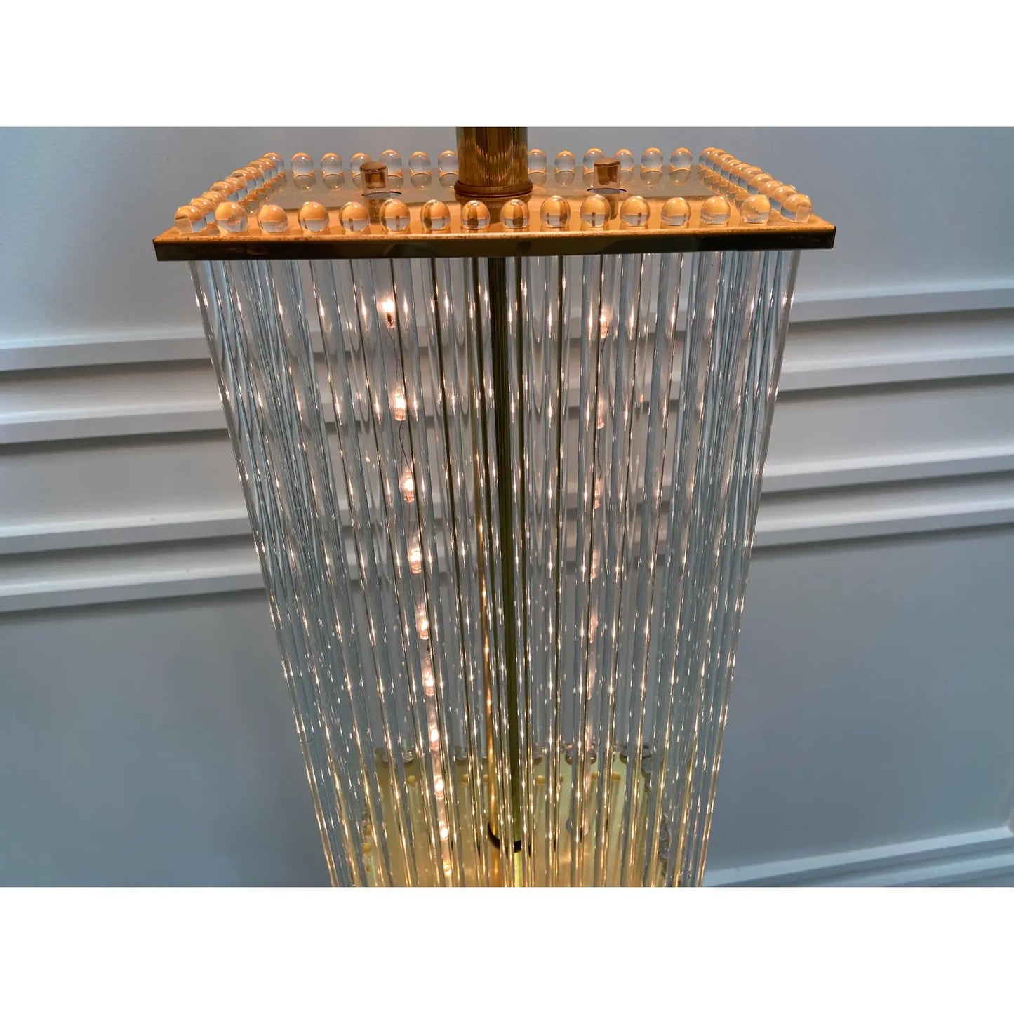 BRASS AND GLASS FLOOR LAMP IN GAETANO SCIOLARI STYLE
