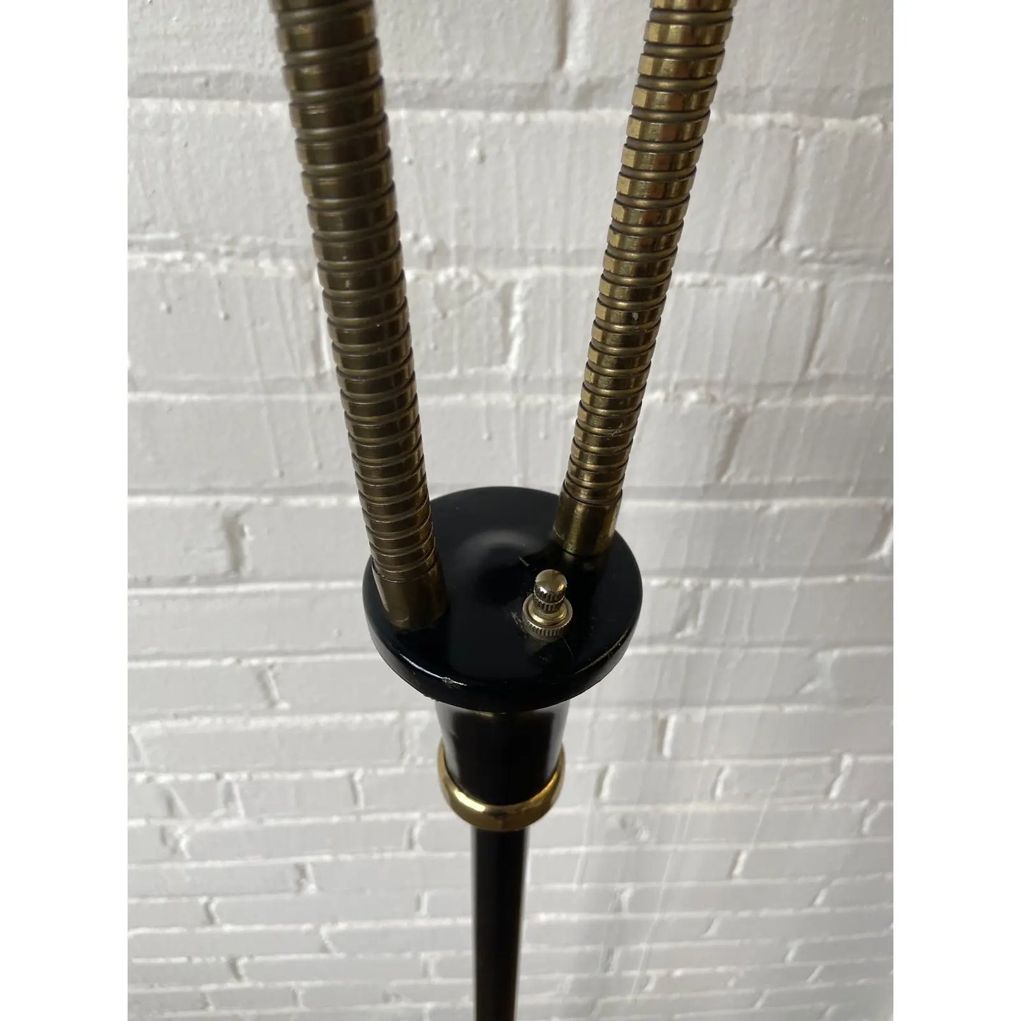 GERALD THURSTON 2 LIGHT GOOSENECK FLOOR LAMP