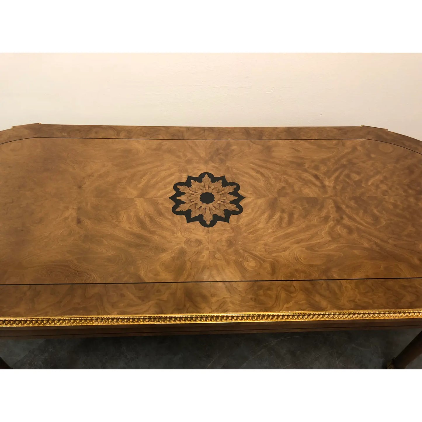 CONVERTIBLE COFFEE TABLE TO BENCH IN HOLLYWOOD REGENCY STYLE