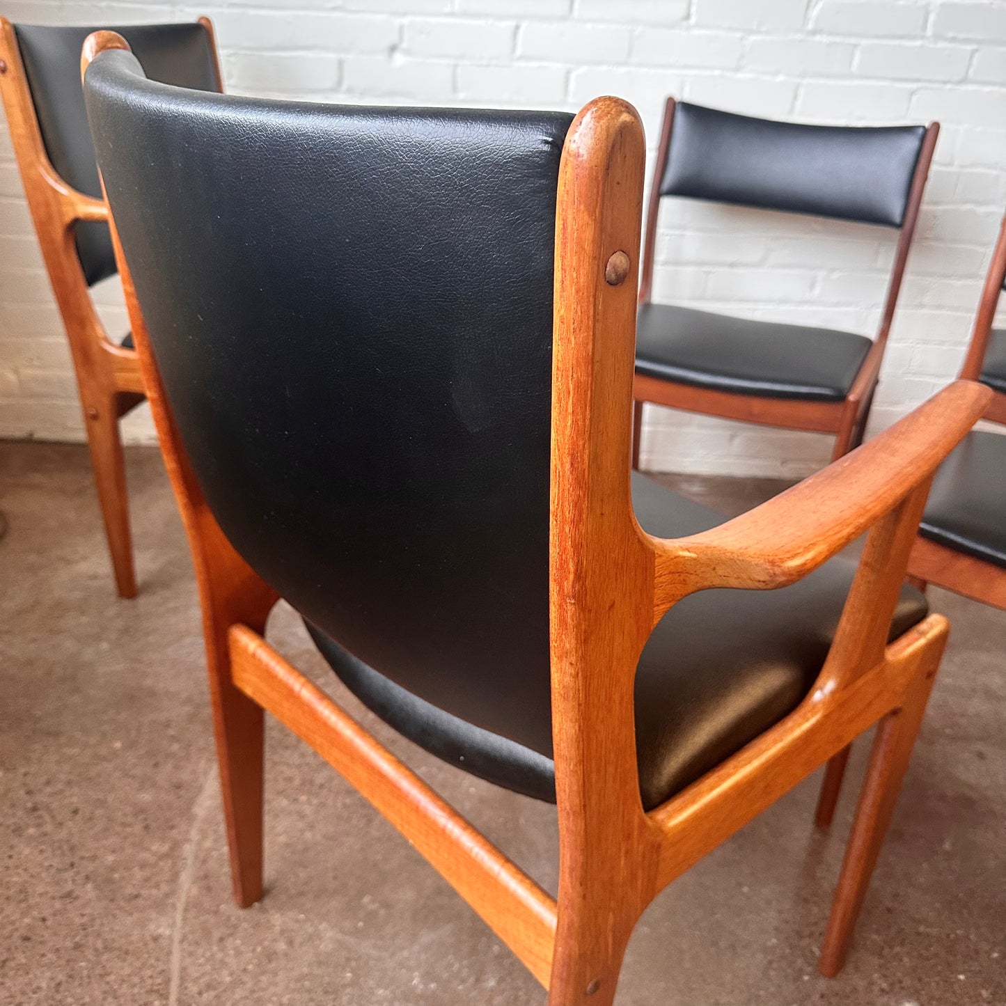 RESTORED JOHANNES ANDERSEN TEAK DINING CHAIRS FOR ULDUM - SET OF 8