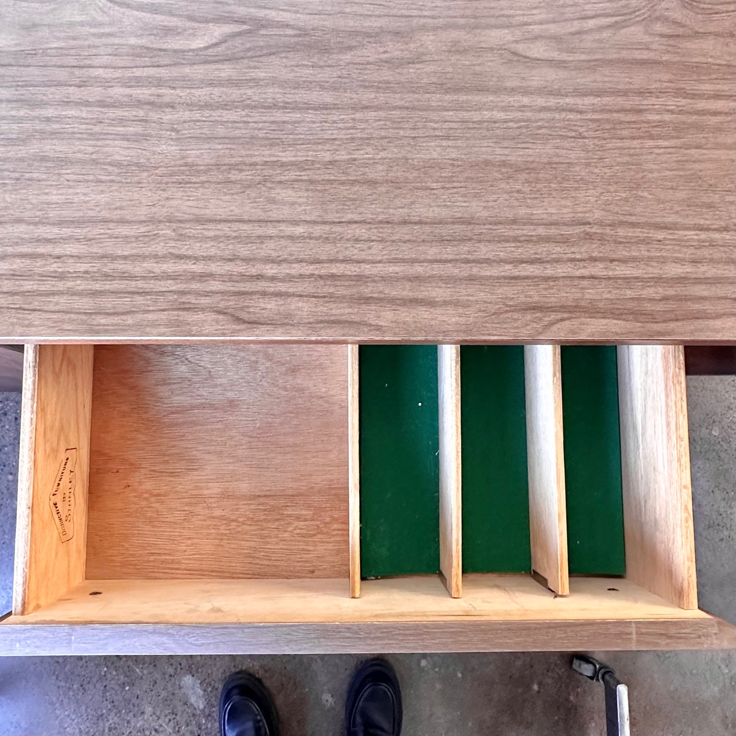 MID-CENTURY WALNUT CREDENZA BY STANLEY FURNITURE