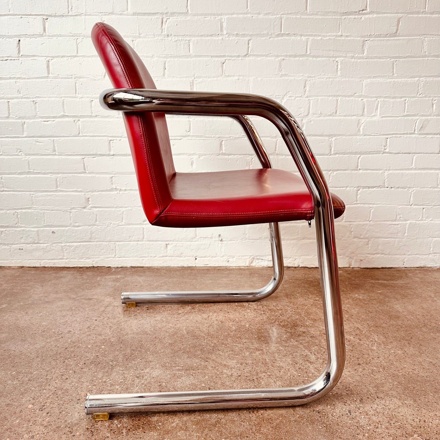 TUBULAR CHROME RED VINYL ACCENT CHAIR