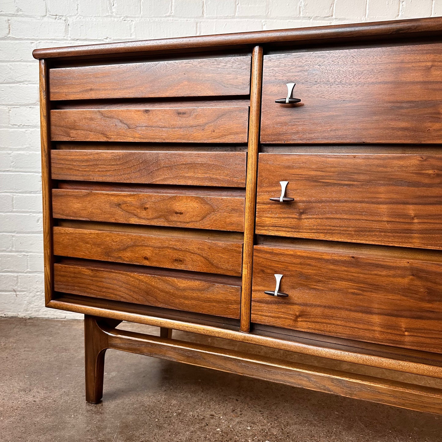 RESTORED MCM WALNUT DRESSER WITH MIRROR BY STANLEY