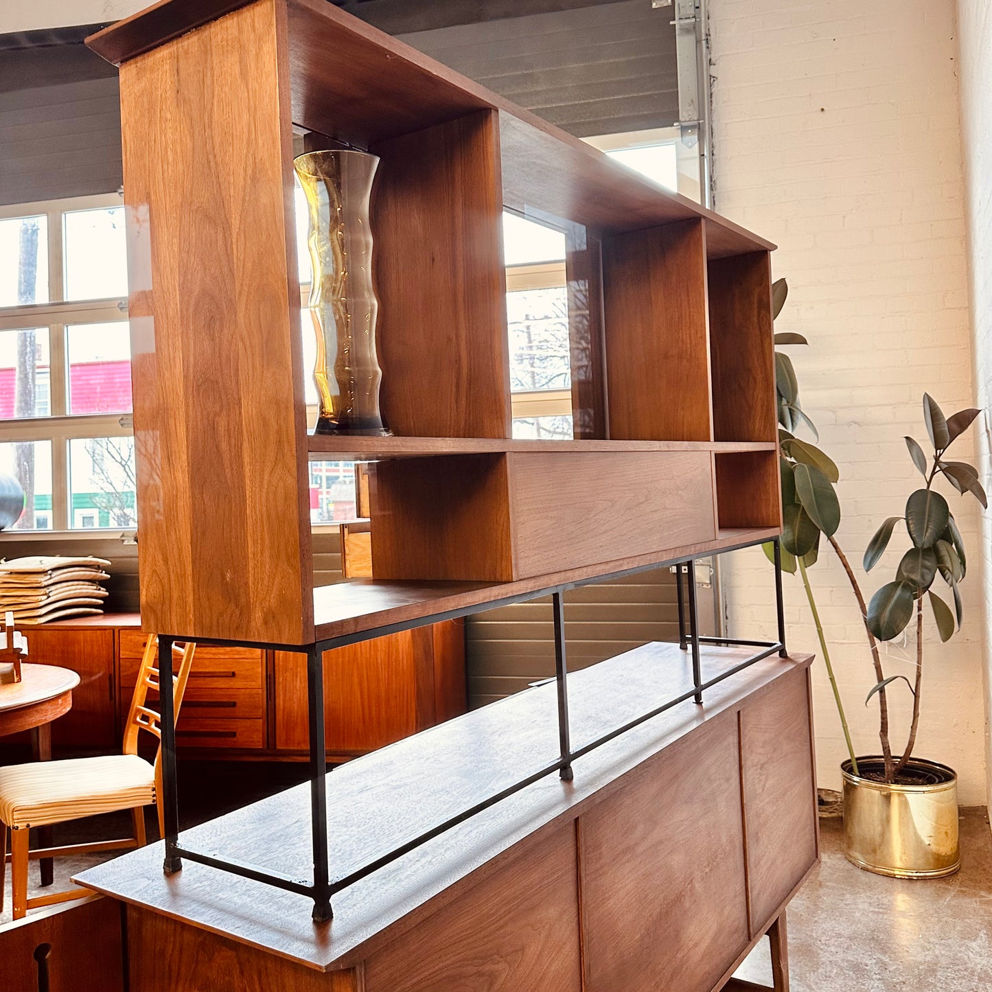 STANLEY WALNUT SPADE ROOM DIVIDER/WALL UNIT