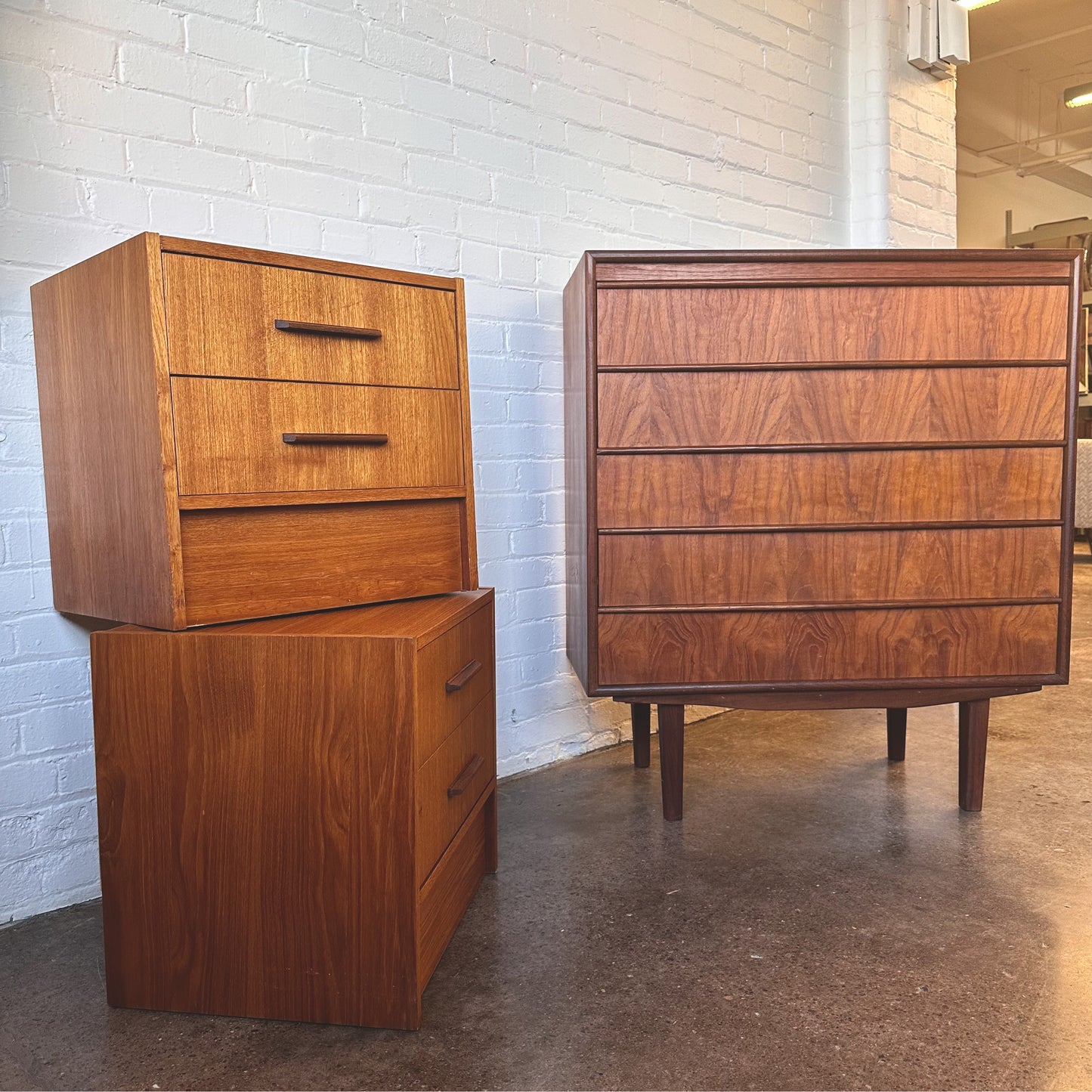 PAIR OF DANISH TEAK NIGHTSTANDS