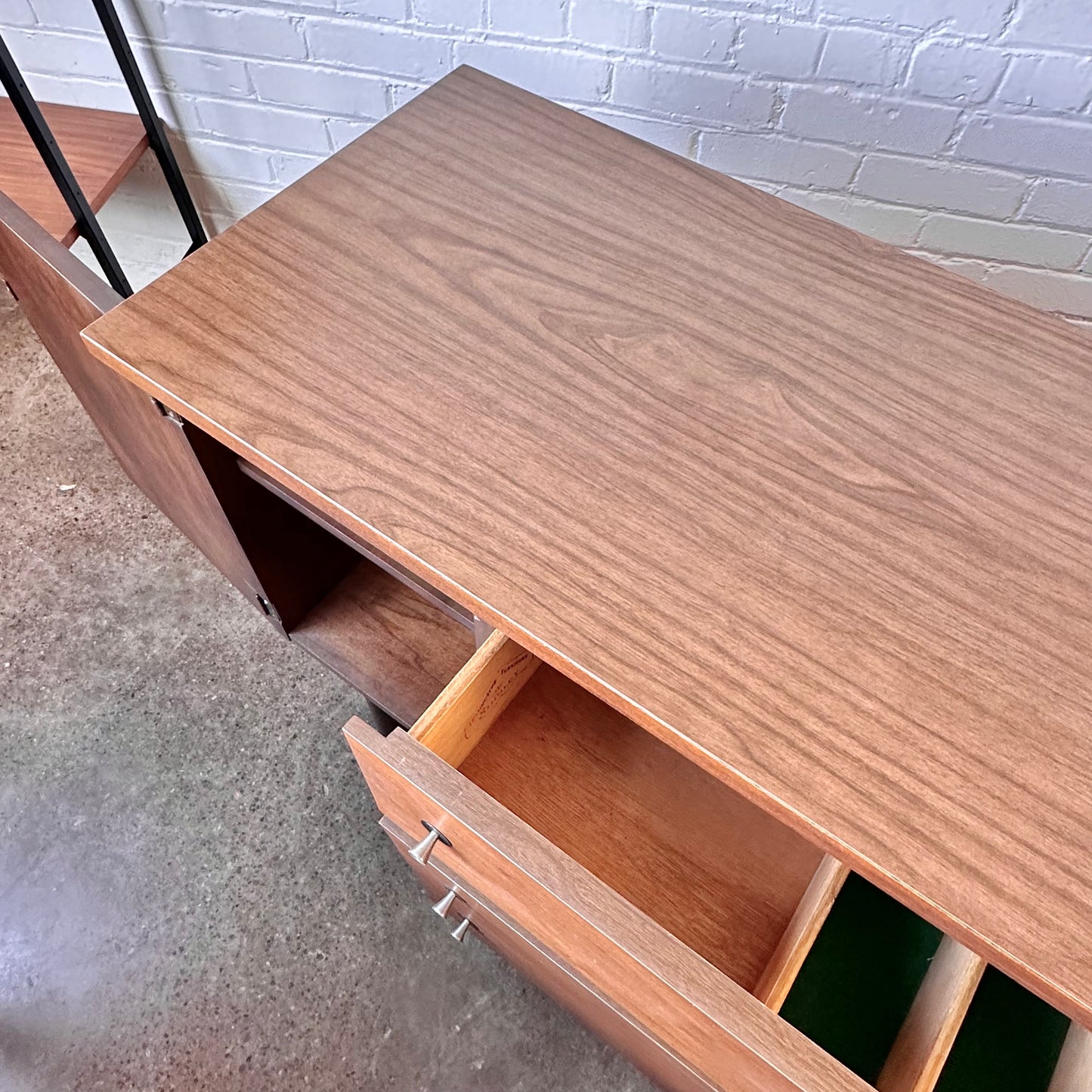 MID-CENTURY WALNUT CREDENZA BY STANLEY FURNITURE