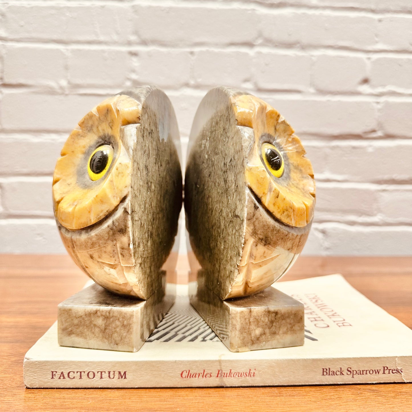 ITALIAN MARBLE ALABASTER OWL HEAD BOOKENDS