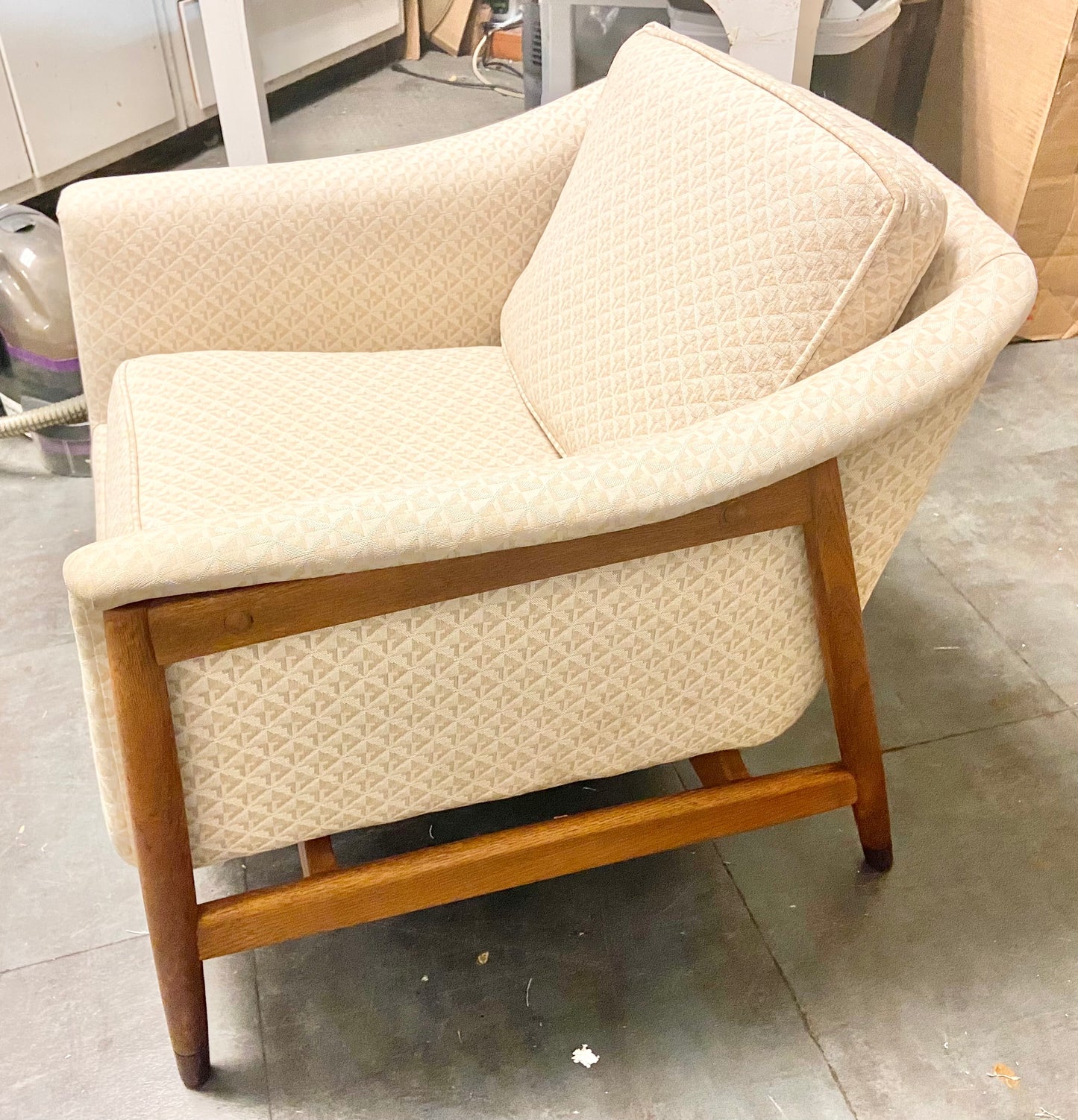 CREAM ACCENT CHAIR BY FOLKE OHLSSON FOR DUX