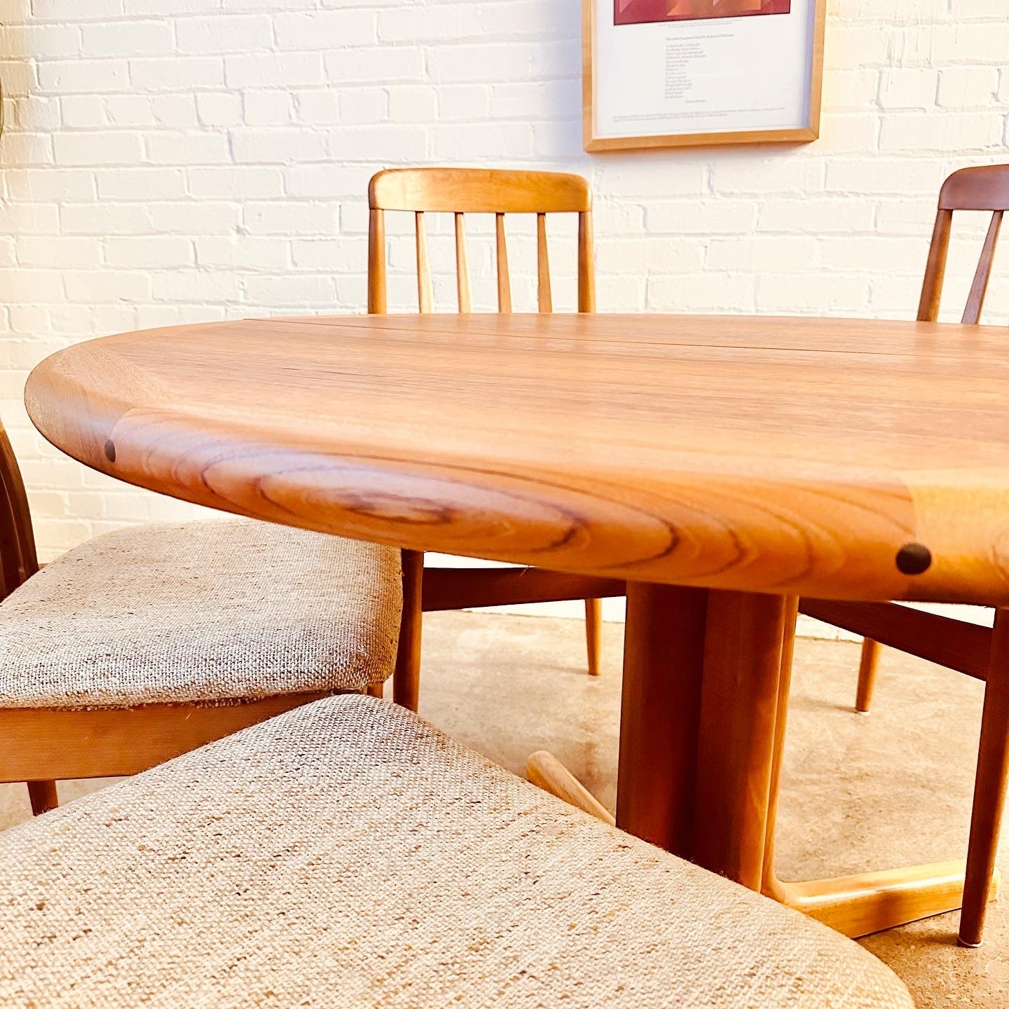 RESTORED DANISH TEAK ROUND DINING TABLE WITH LEAF