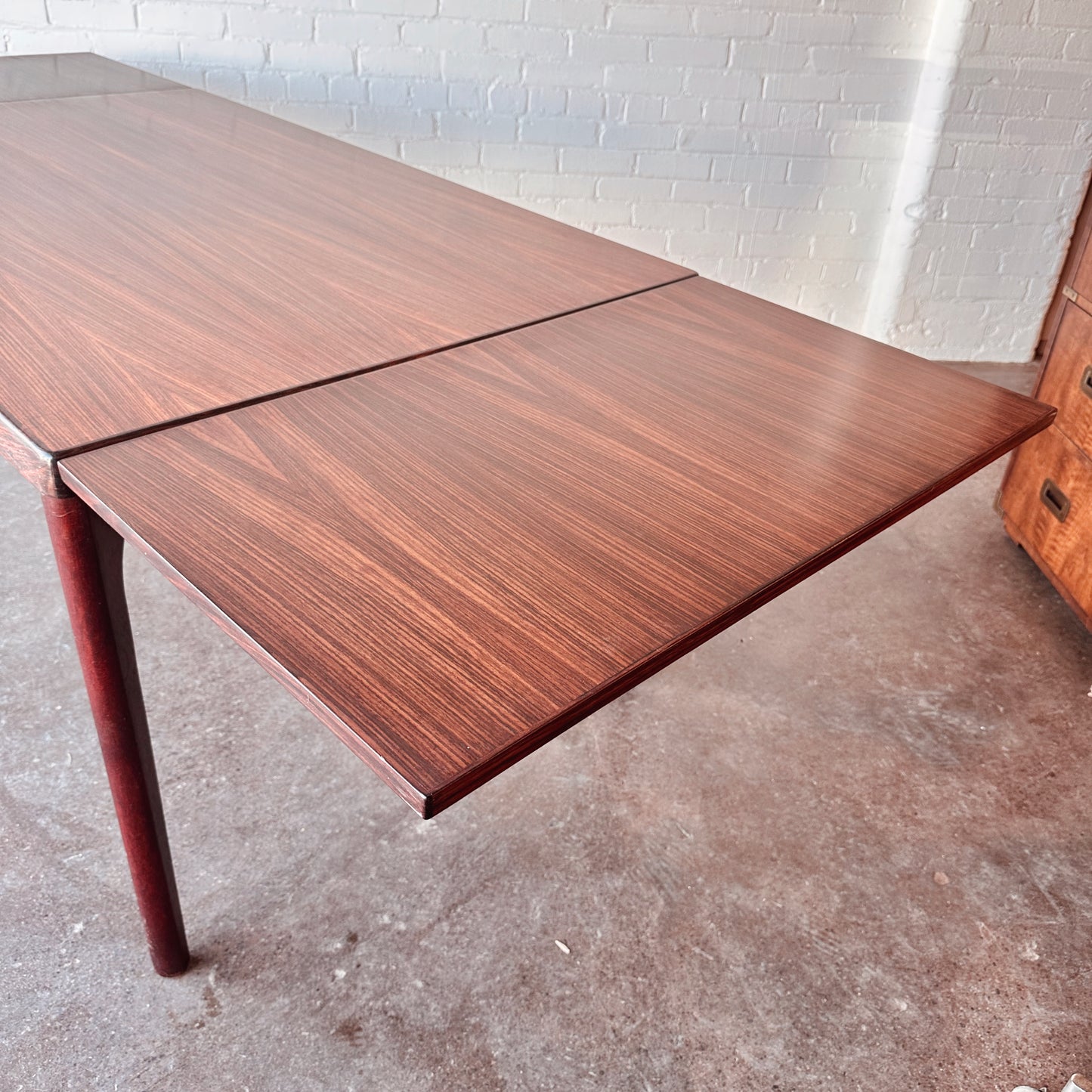 VEJLE STOLE ROSEWOOD DINING TABLE WITH EXTENSIONS