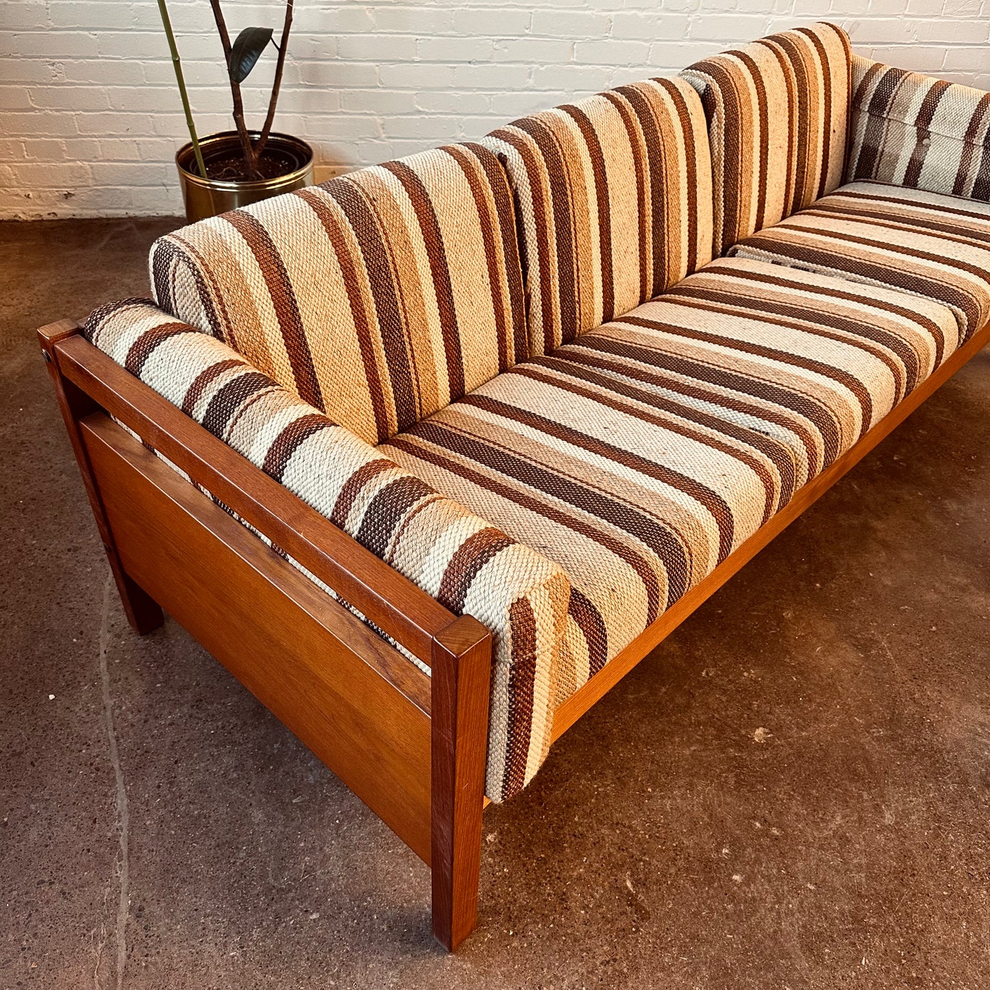 THREE-SEAT DANISH SOFA WITH TEAK FRAME & STRIPES
