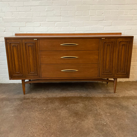 BROYHILL SCULPTRA WALNUT THREE DRAWER CREDENZA