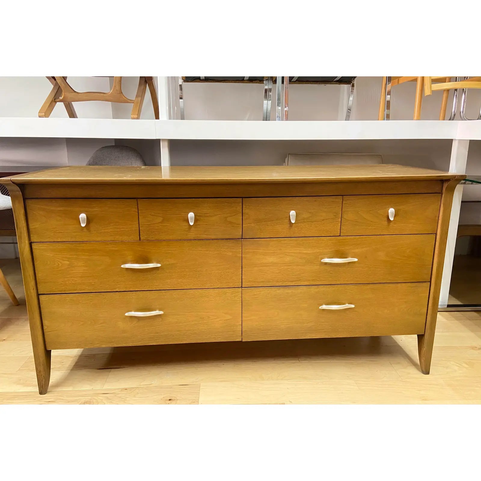 8 DRAWER DRESSER BY JOHN VAN KOERT FOR DREXEL – MiMO Decor 8 DRAWER DRESSER BY JOHN VAN KOERT FOR DREXEL – MiMO Decor