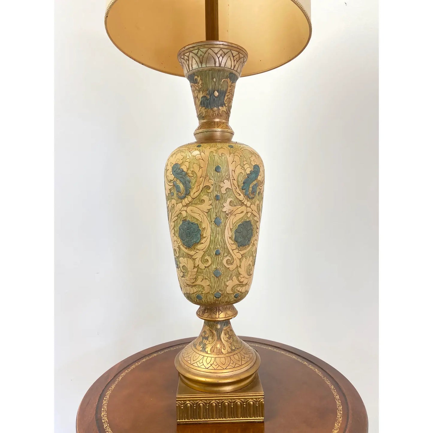 MARBRO EGYPTIAN GOLD GILT CAST METAL LAMP