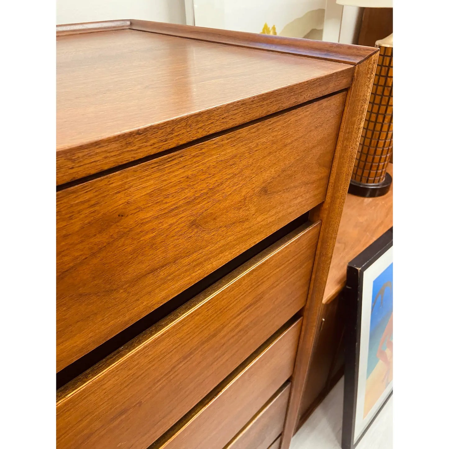 5 DRAWER DRESSER BY MERTON GERSHUN FOR AMERICAN OF MARTINSVILLE