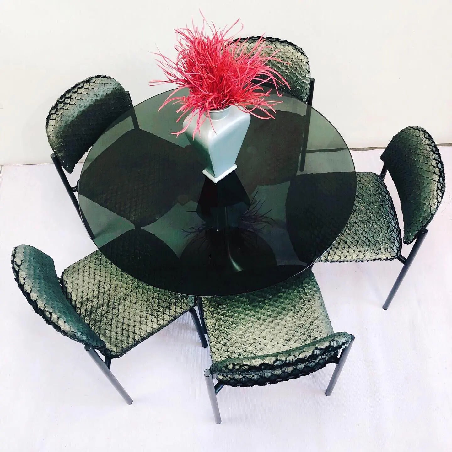 SET OF 5 METALLIC GREEN SCALLOPED POST-MODERN CHAIRS