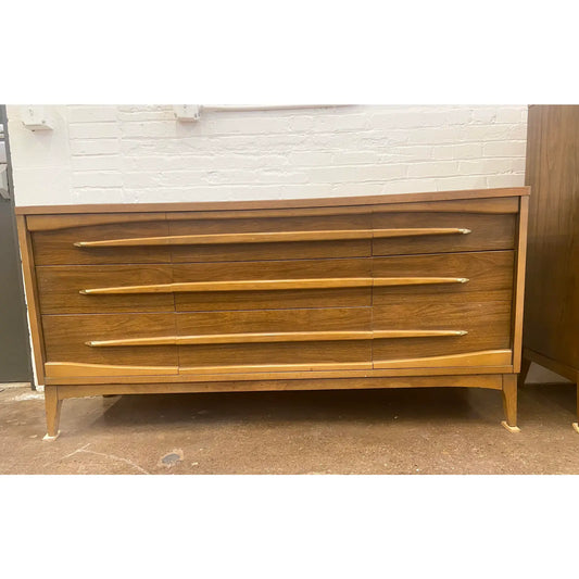 MCM 9 & 5 DRAWER WALNUT DRESSER SET BY KROEHLER