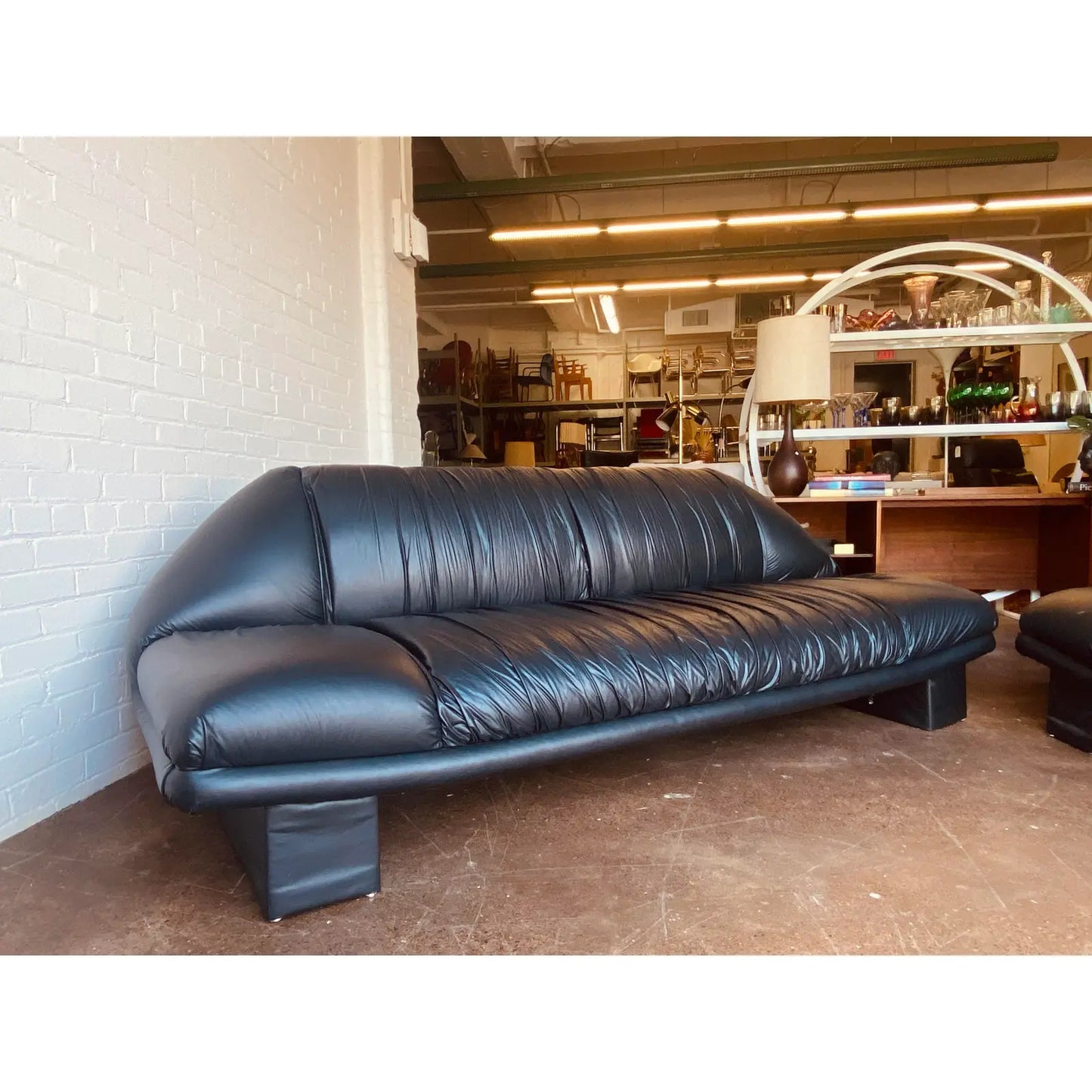 POST-MODERN PLEATED BLACK SOFA SET