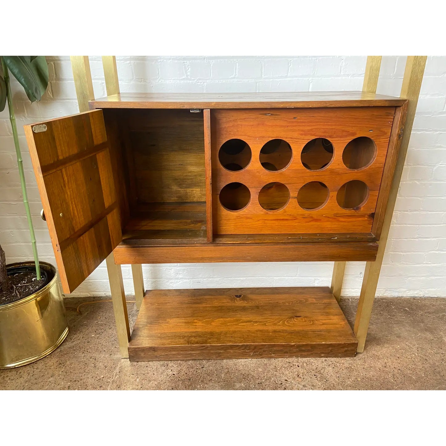 1970S BAR CABINET WITH WINE RACK & LIGHT FEATURE