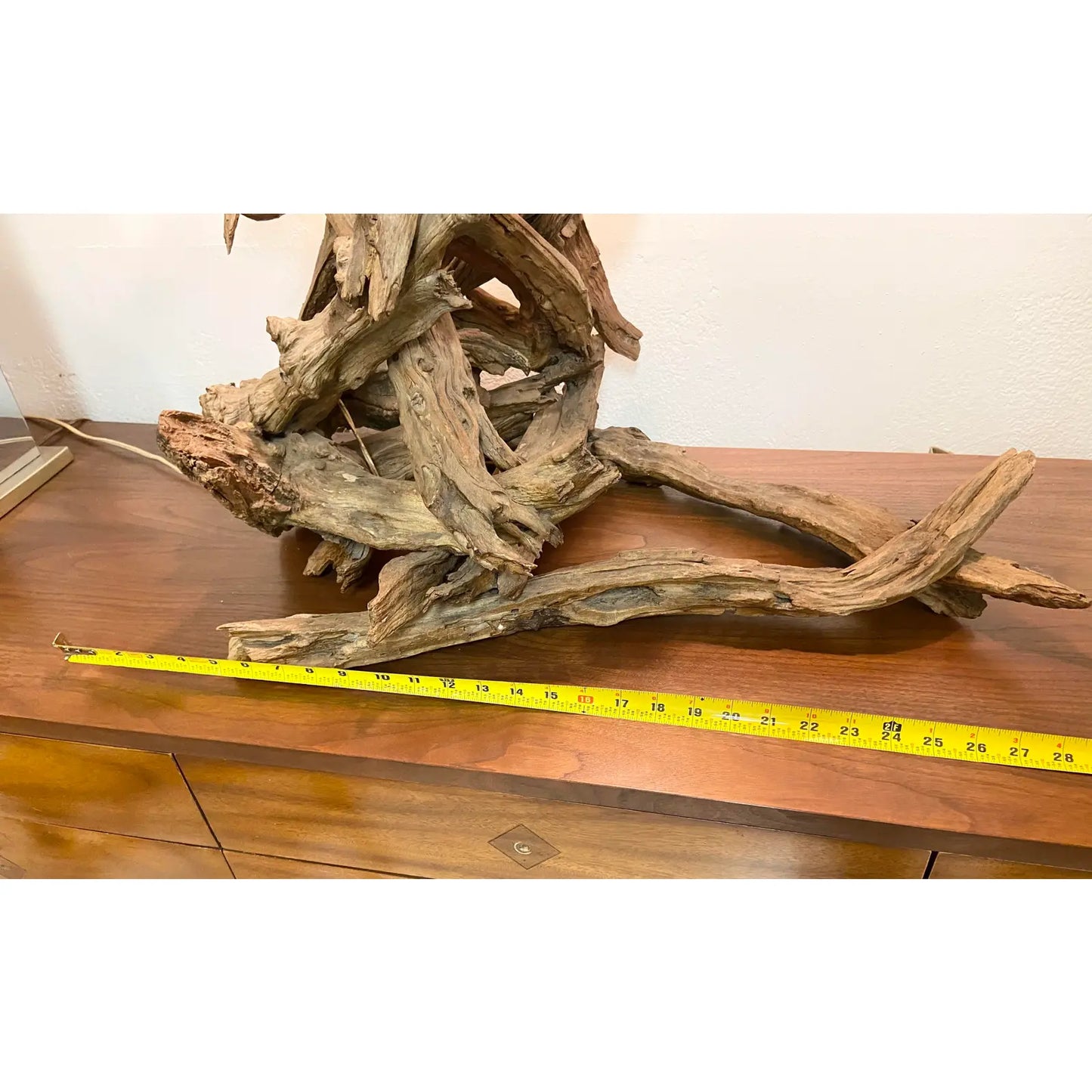 NATURAL DRIFTWOOD TABLE LAMP WITH SHADE