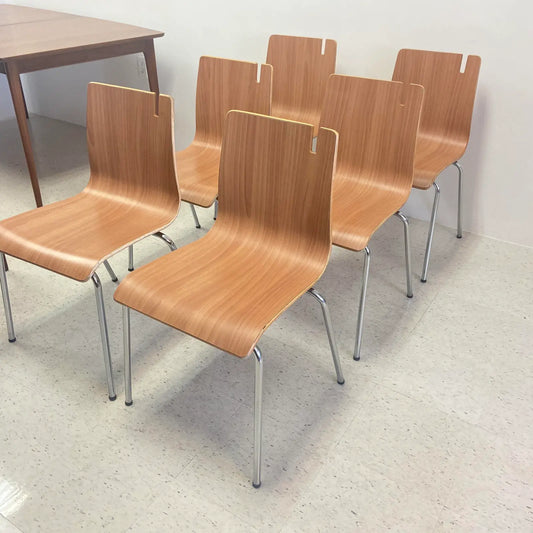 STACKABLE CAFE “PURSE” CHAIR