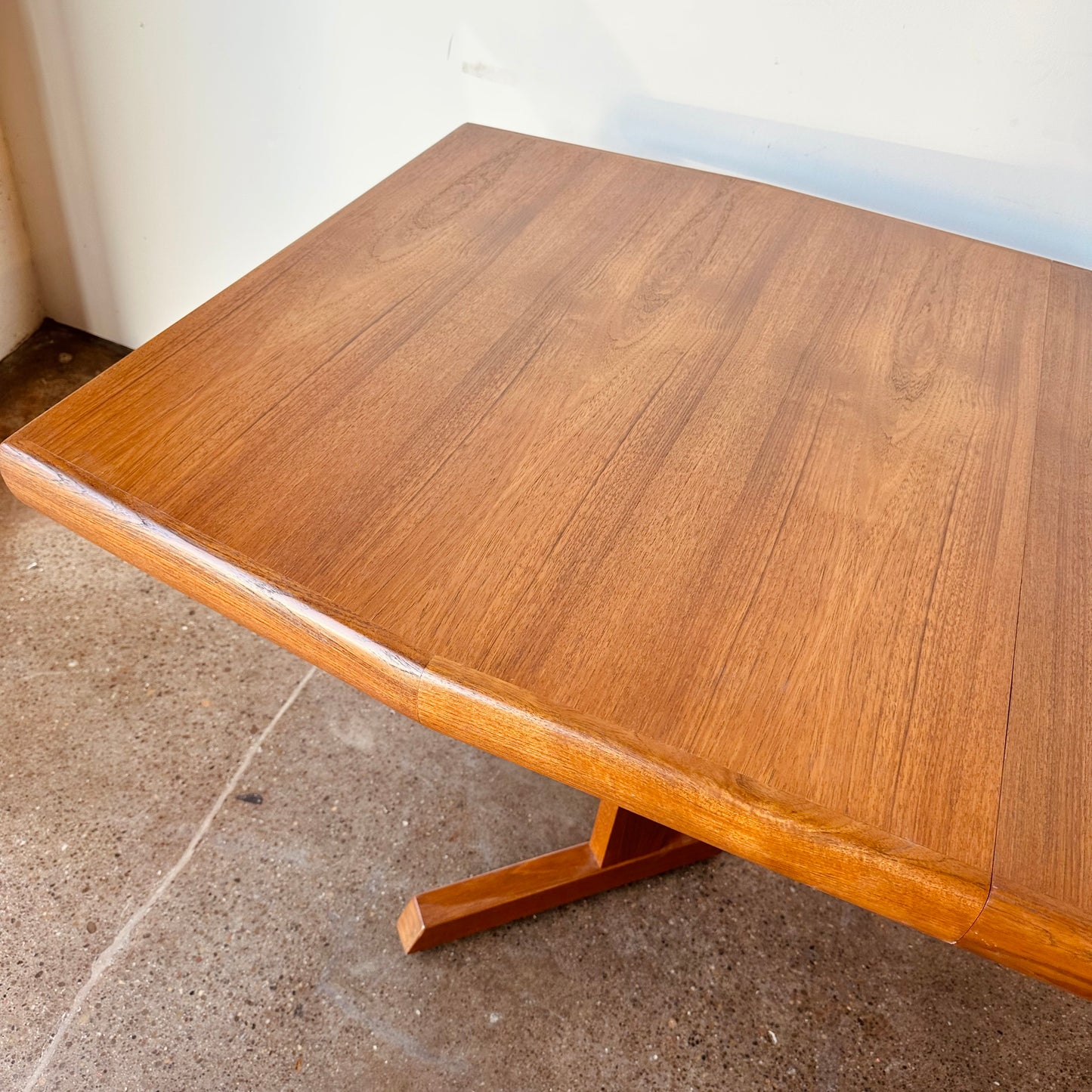 DANISH TEAK OCTAGONAL PEDESTAL TABLE