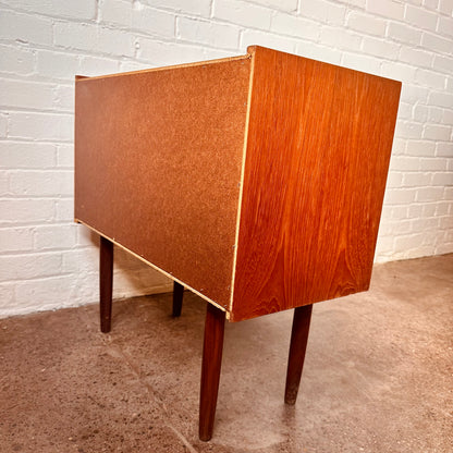 PETITE DANISH TEAK 3-DRAWER COMMODE/NIGHTSTAND