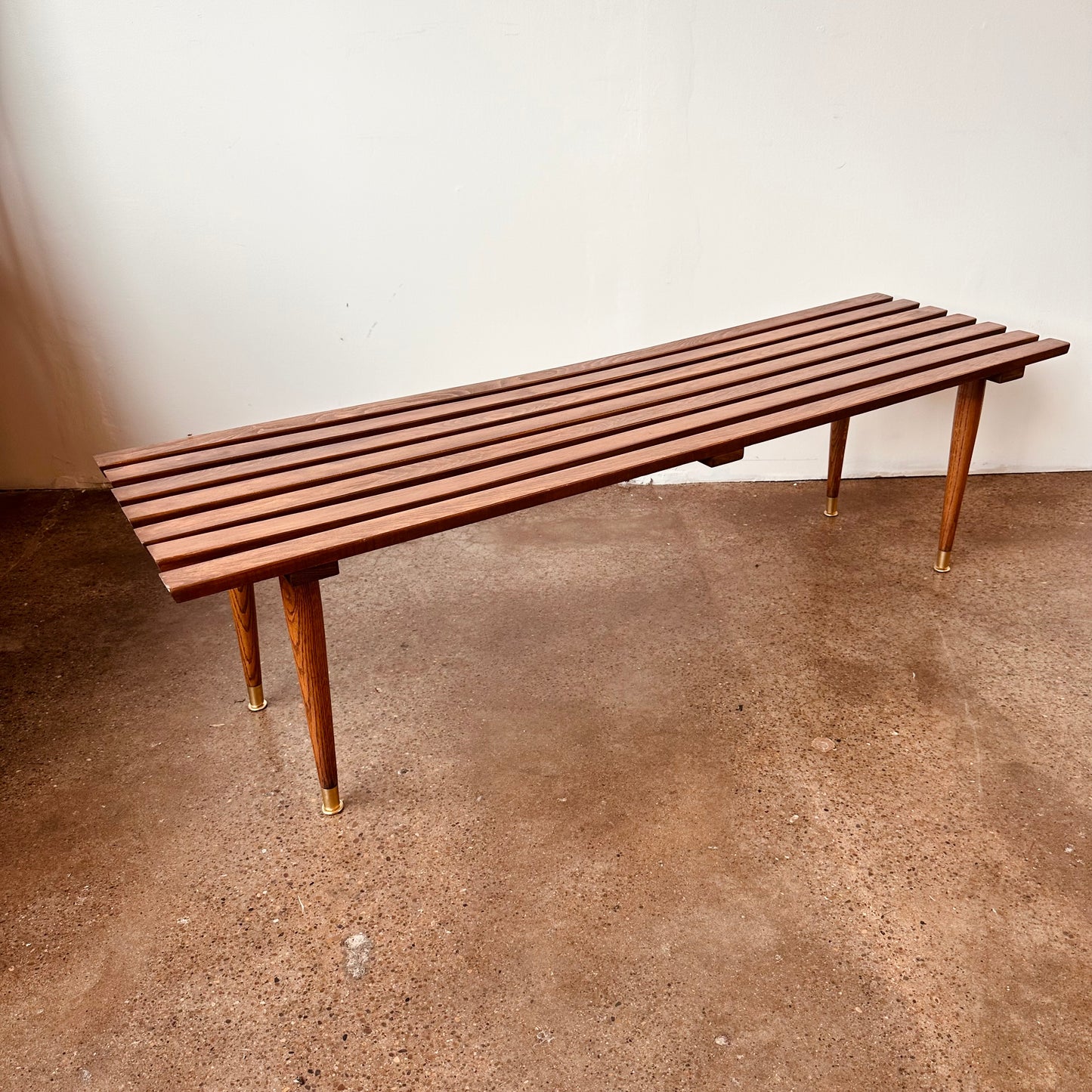 MID-CENTURY SLAT WOOD COFFEE TABLE OR BENCH