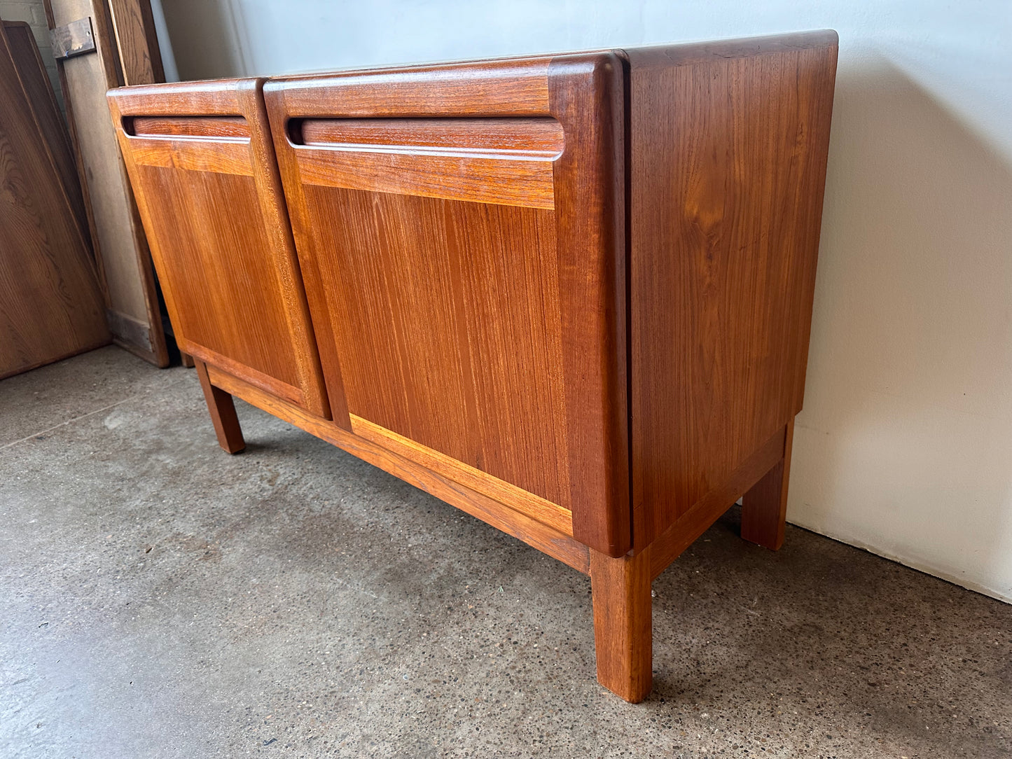 DYRLUND DANISH TEAK SERVER SIDEBOARD CREDENZA