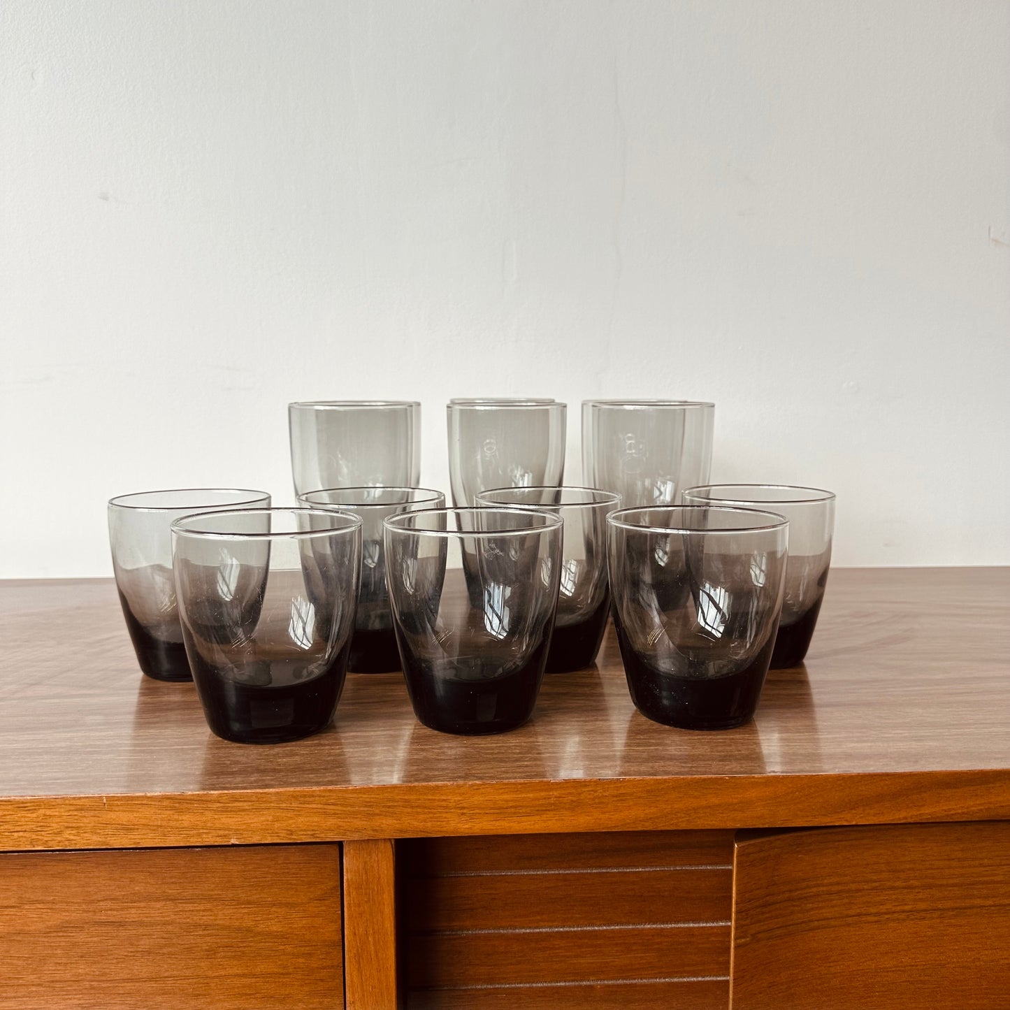 MID-CENTURY SMOKED GREY GLASSES BY LIBBY