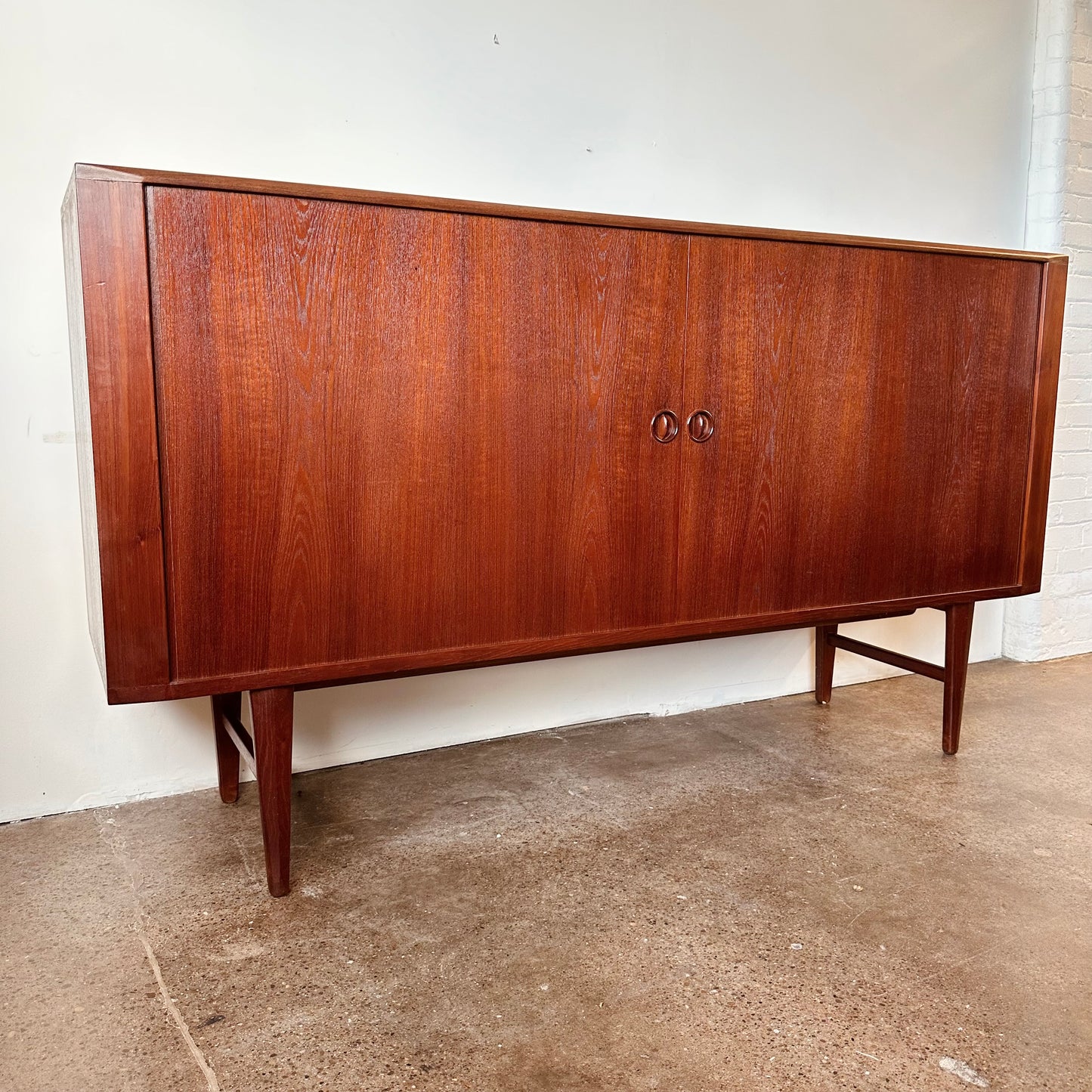 HARRY ØSTERGAARD FOR RANDERS MÖBELFABRIK DENMARK TEAK TAMBOUR HIGHBOARD