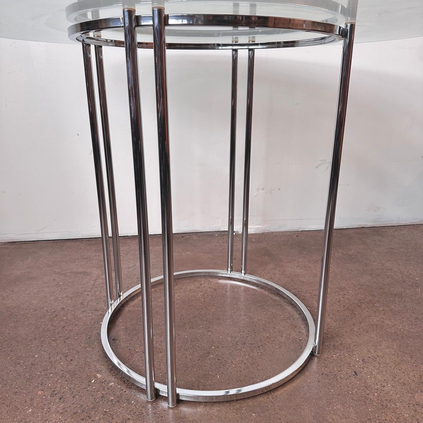 MILO BAUGHMAN STYLE CHROME AND GLASS ROUND TABLE