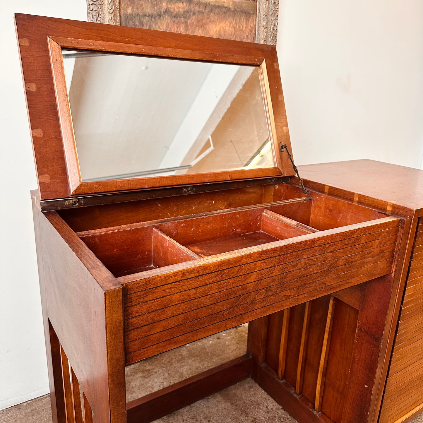 HENREDON TWO PIECE VANITY AND STORAGE CHEST