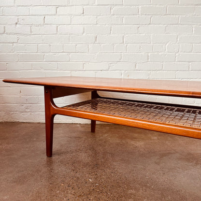 TRIOH DANISH TEAK COFFEE TABLE