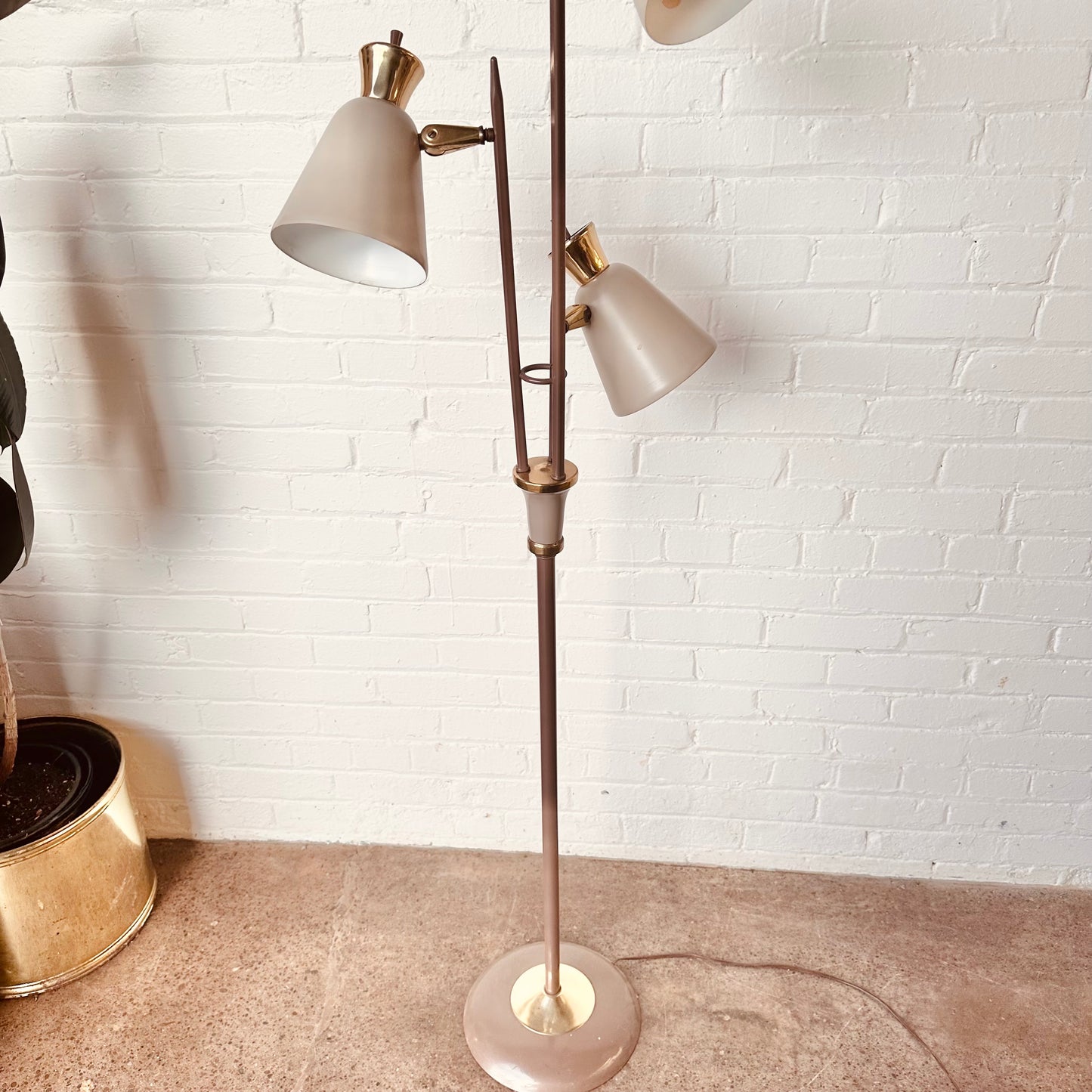 GERALD THURSTON FOR LIGHTOLIER TRIENNIAL STYLE FLOOR LAMP