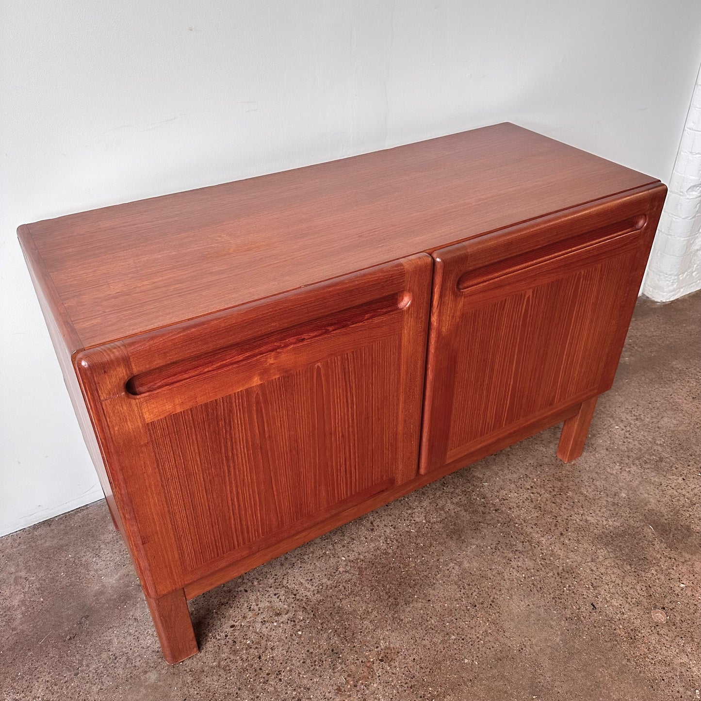 DYRLUND DANISH TEAK SERVER SIDEBOARD CREDENZA