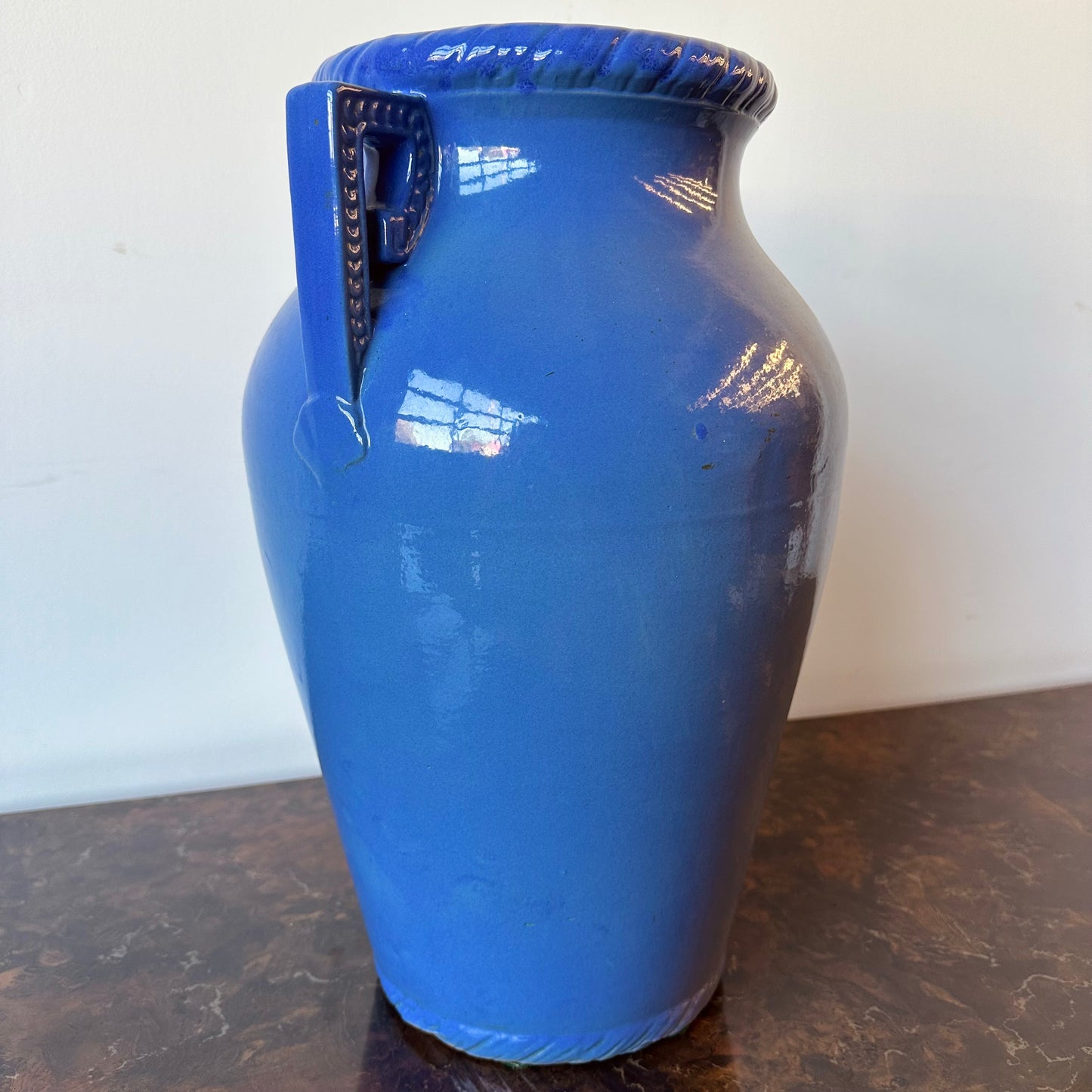 ROBINSON RANSBOTTOM PERIWINKLE ART DECO DRIP VASE URN