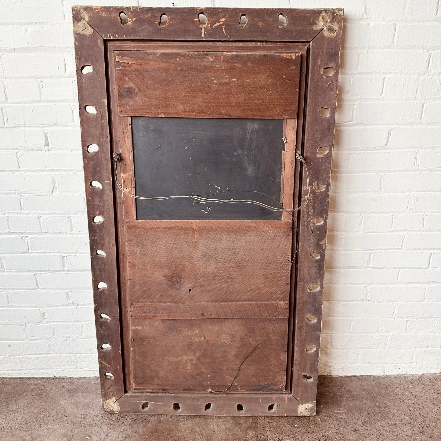 ANTIQUE 19TH CENTURY GOLD GILT CARVED MIRROR