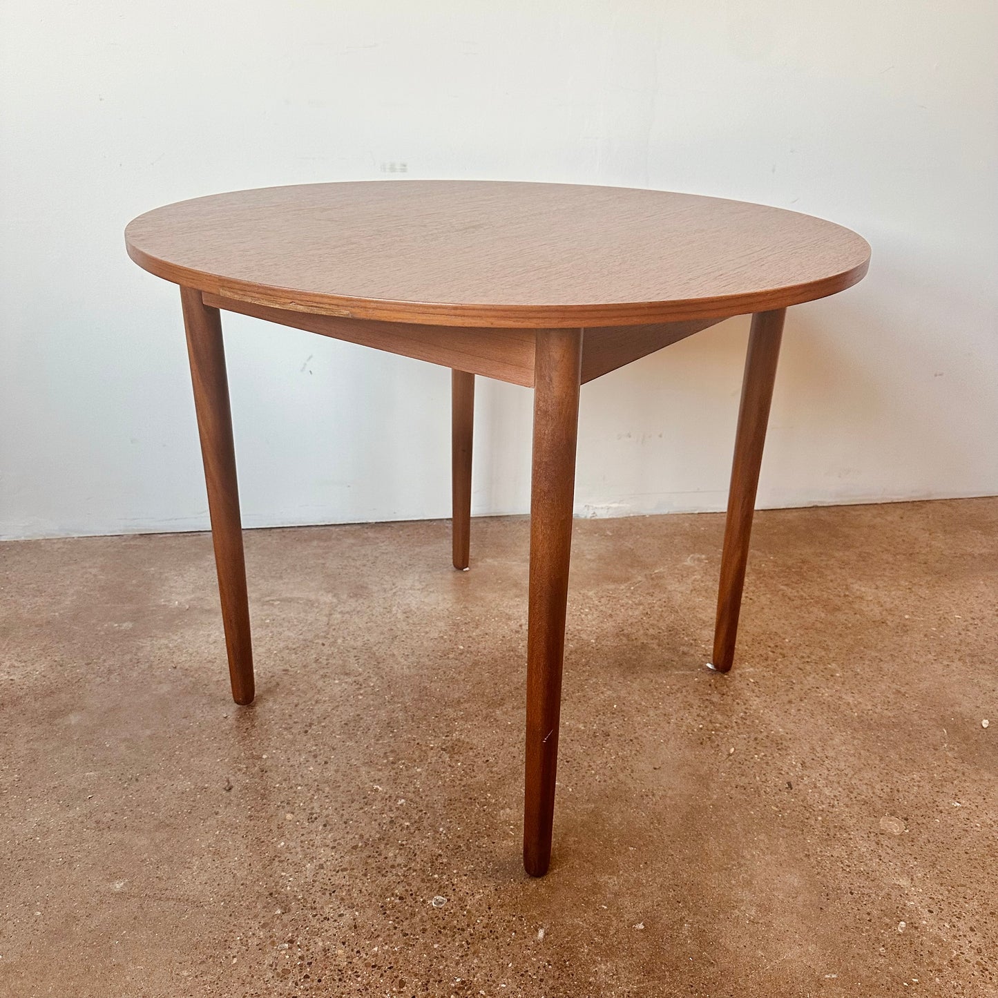 DANISH MODERN TEAK ROUND DINETTE TABLE